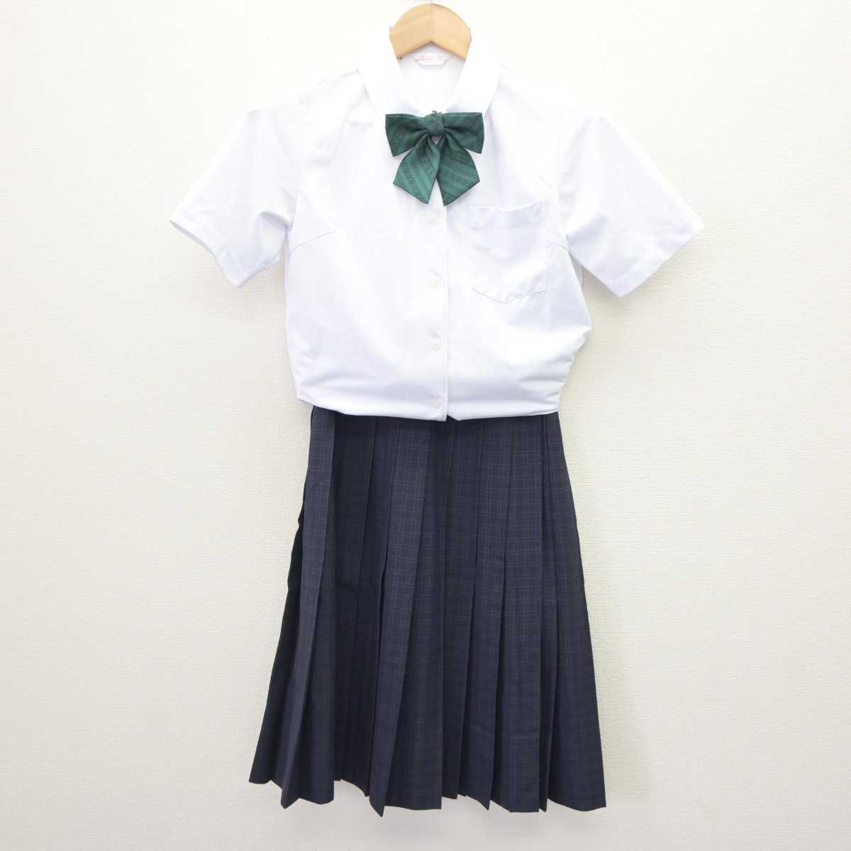 【中古】福岡県 福岡市立中学校標準服 女子制服 3点 (シャツ・スカート) sf063351