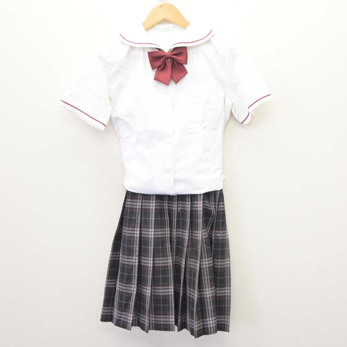 【中古】京都府 京都橘中学校 女子制服 4点 (シャツ・スカート) sf063413