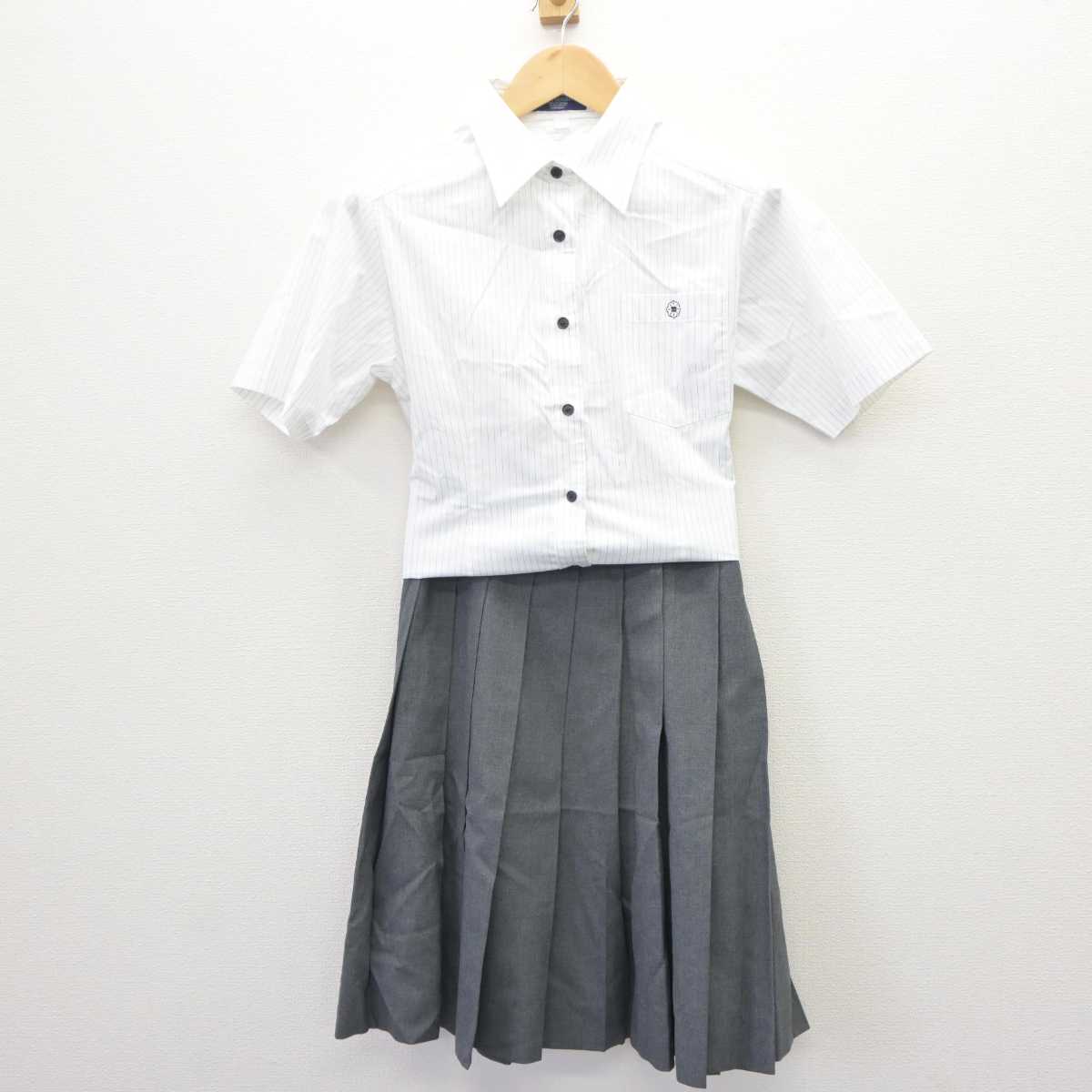 【中古】宮城県 東北生活文化大学高等学校 女子制服 4点 (ニットベスト・シャツ・スカート) sf063430