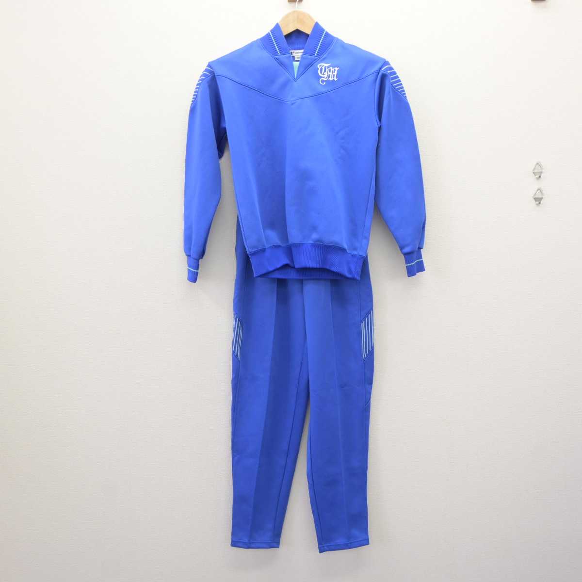 【中古】奈良県 富雄南中学校 女子制服 2点 (ジャージ 上・体操服 下) sf063442