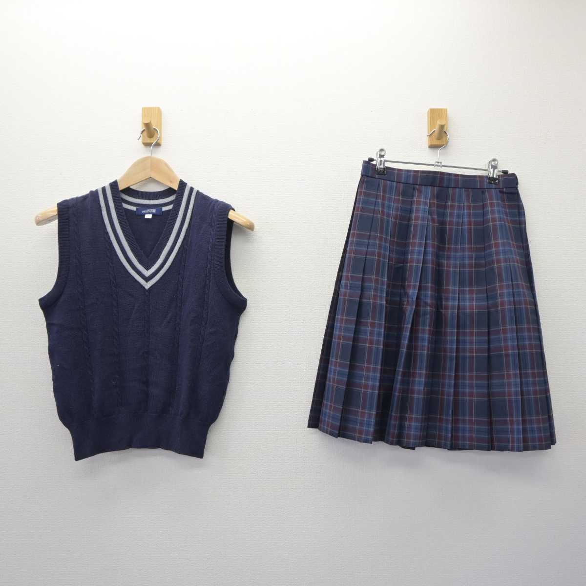 【中古】広島県 呉高等学校 女子制服 2点 (ニットベスト・スカート) sf063480