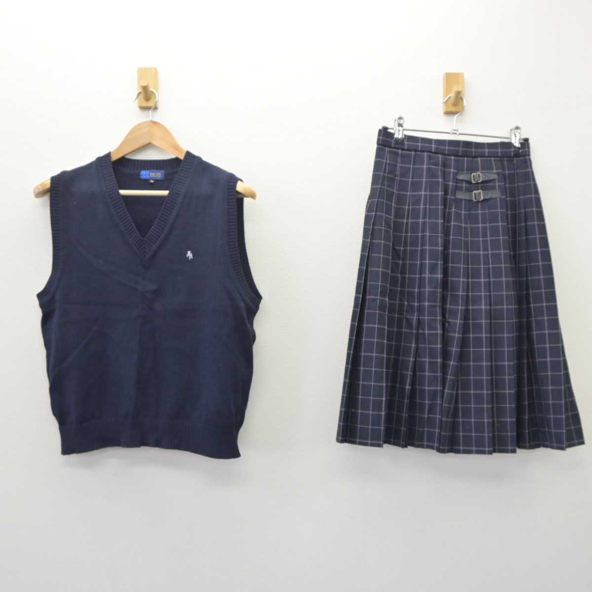 【中古】福岡県 福岡農業高等学校 女子制服 2点 (ニットベスト・スカート) sf063516