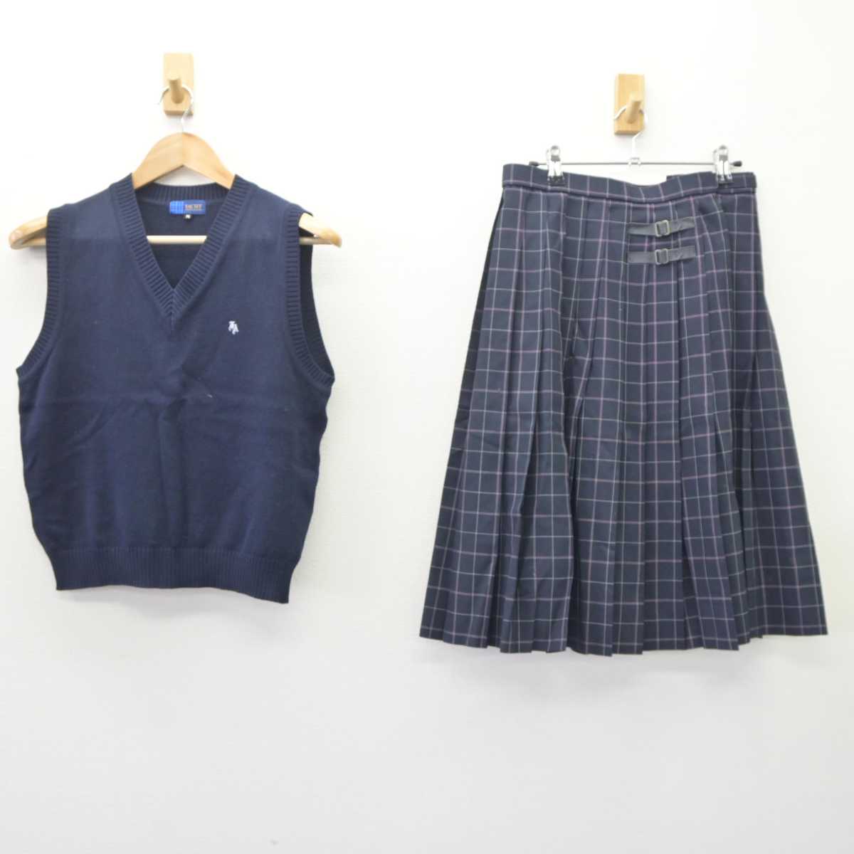 【中古】福岡県 福岡農業高等学校 女子制服 2点 (ニットベスト・スカート) sf063517