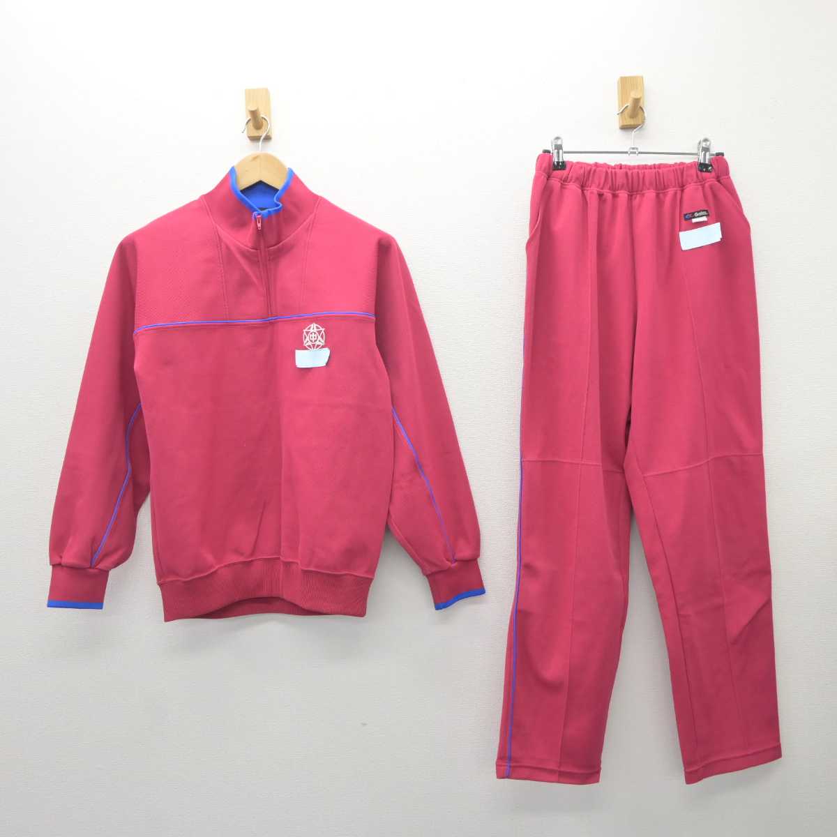 【中古】茨城県 新利根中学校  女子制服 2点 (ジャージ 上・ジャージ 下) sf063565