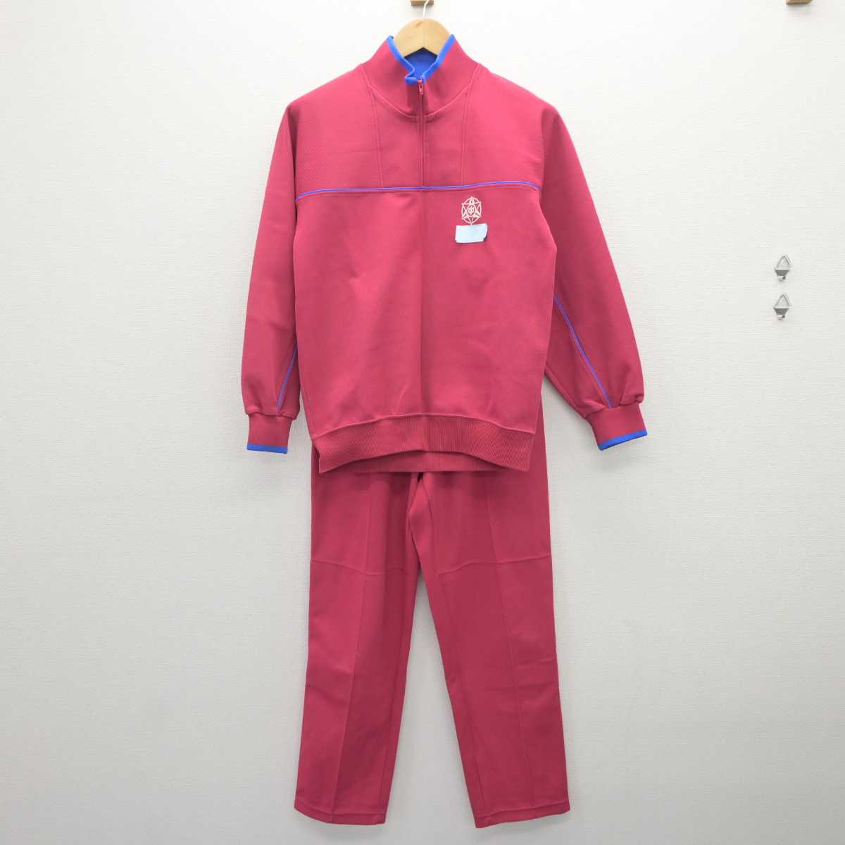 【中古】茨城県 新利根中学校  女子制服 2点 (ジャージ 上・ジャージ 下) sf063567