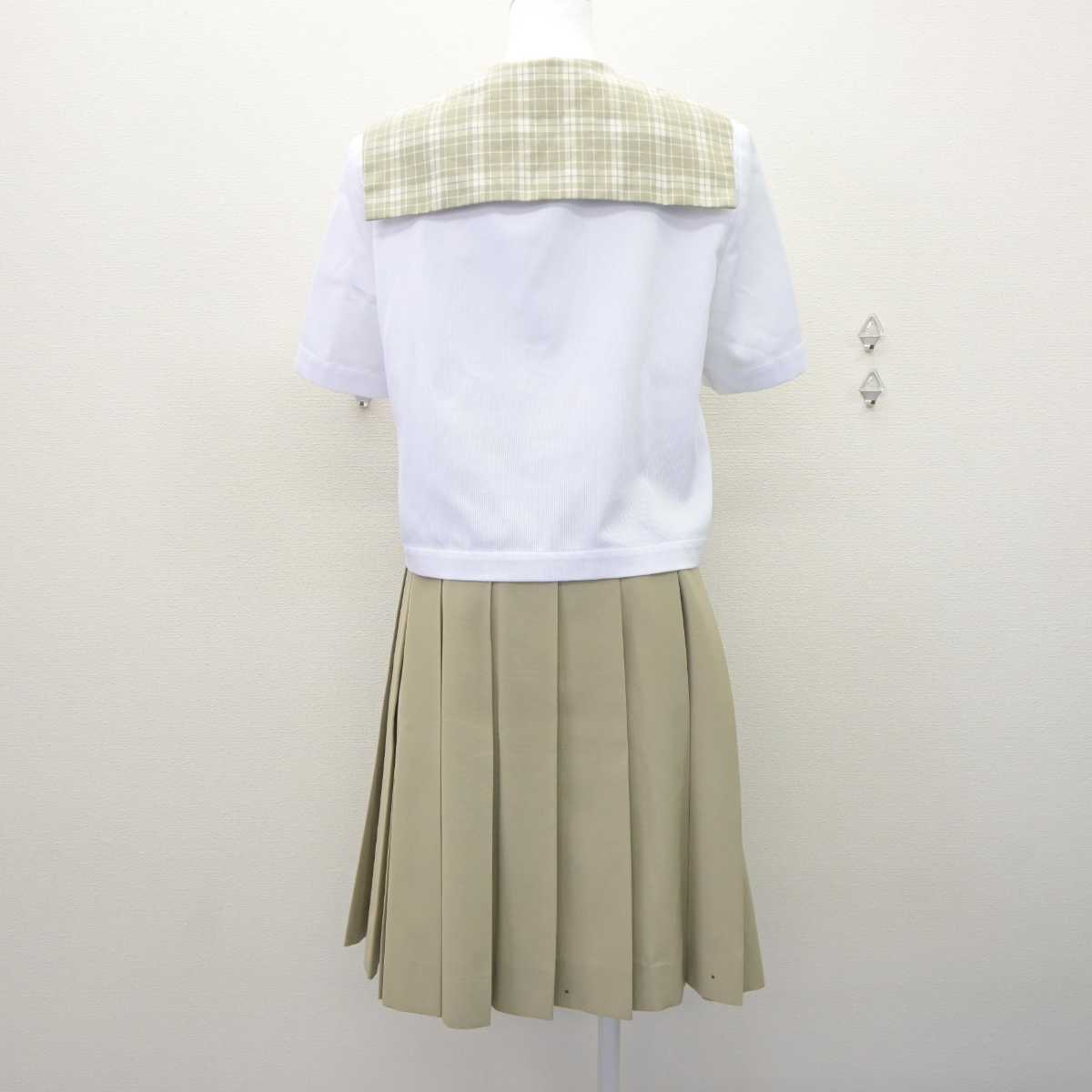 【中古】埼玉県 越谷南高等学校 女子制服 4点 (セーラー服・スカート) sf063725