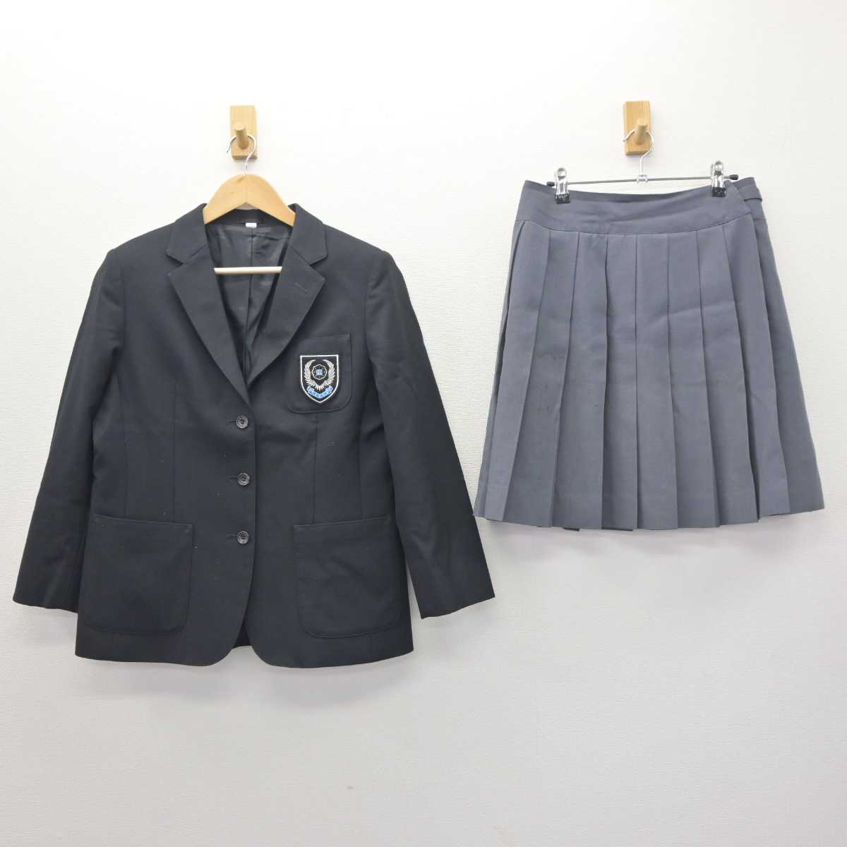 【中古】宮城県 東北生活文化大学高等学校 女子制服 2点 (ブレザー・スカート) sf063765