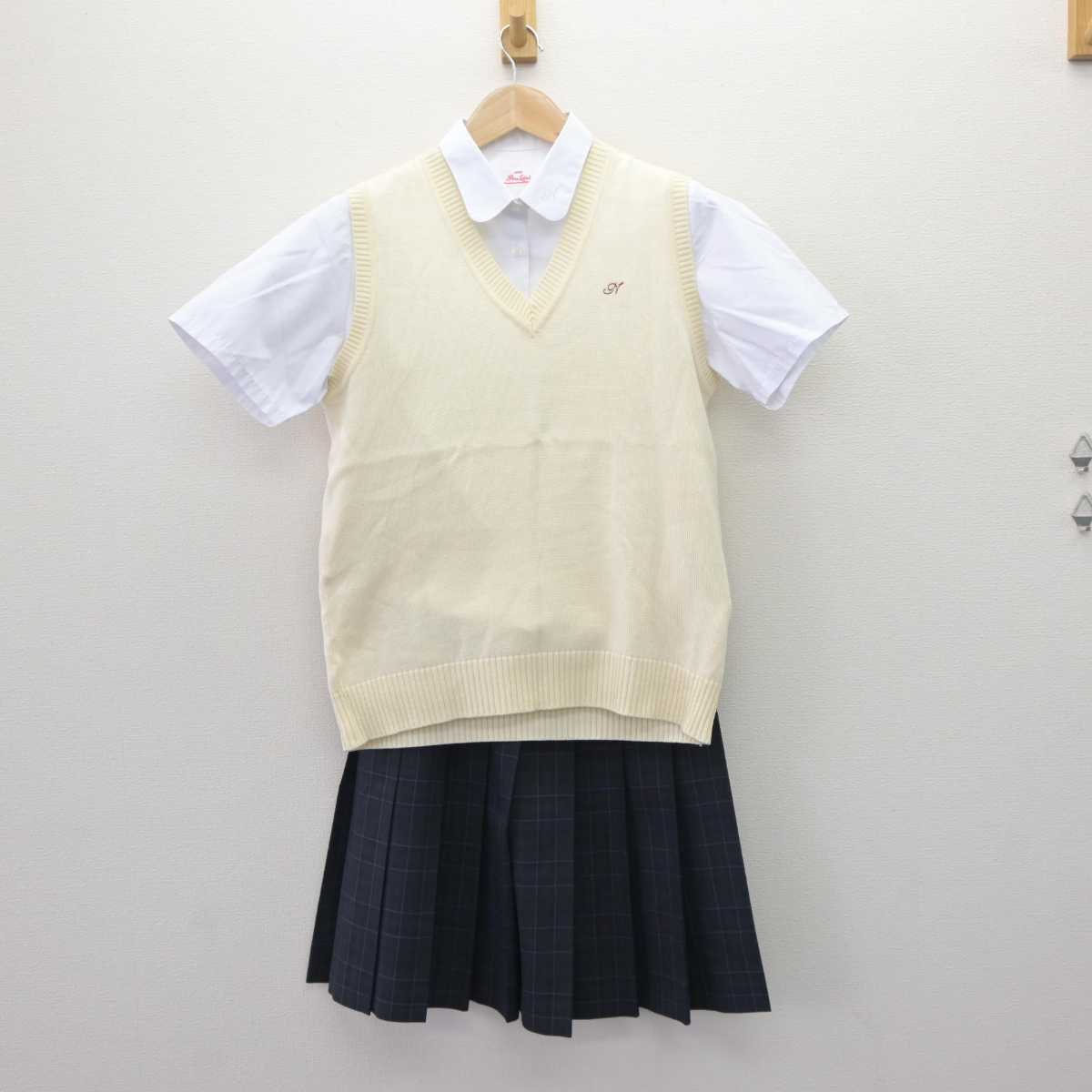 【中古】山形県 南陽高等学校 女子制服 3点 (ニットベスト・シャツ・スカート) sf063893