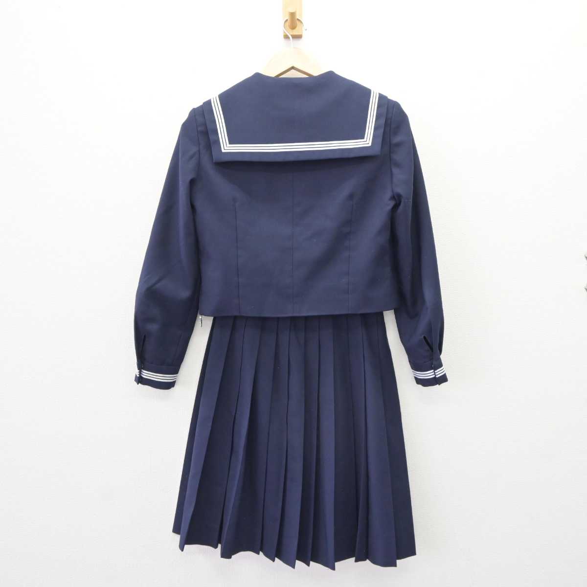 【中古】北海道 釧路市立共栄中学校 女子制服 3点 (セーラー服・スカート) sf063910