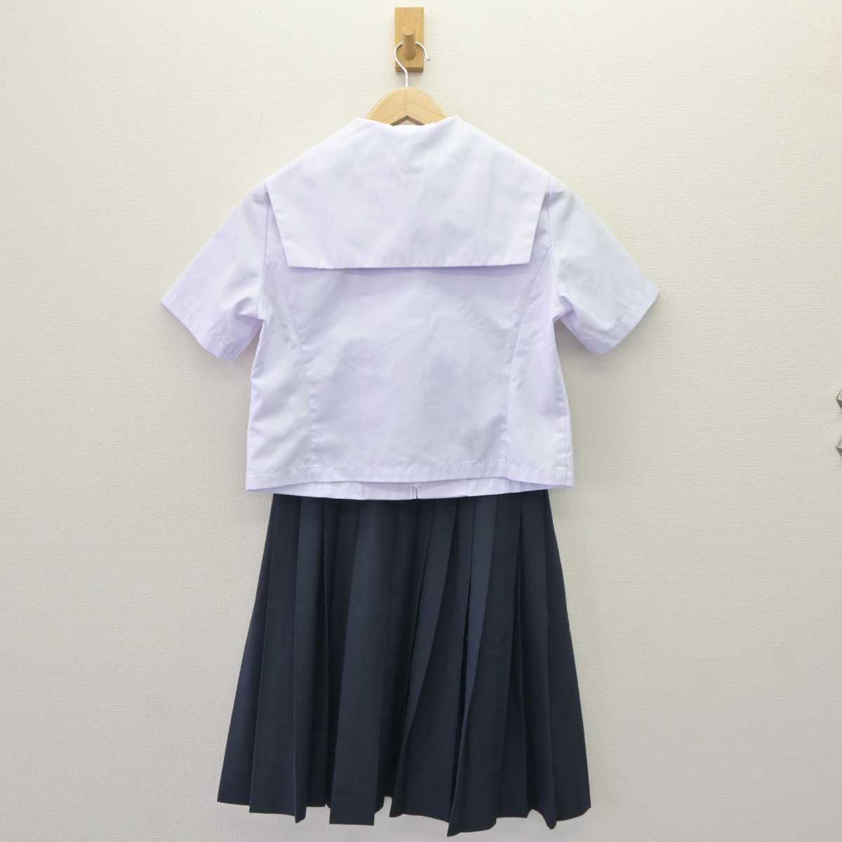 【中古】愛知県 牧の池中学校 女子制服 3点 (セーラー服・スカート) sf063926