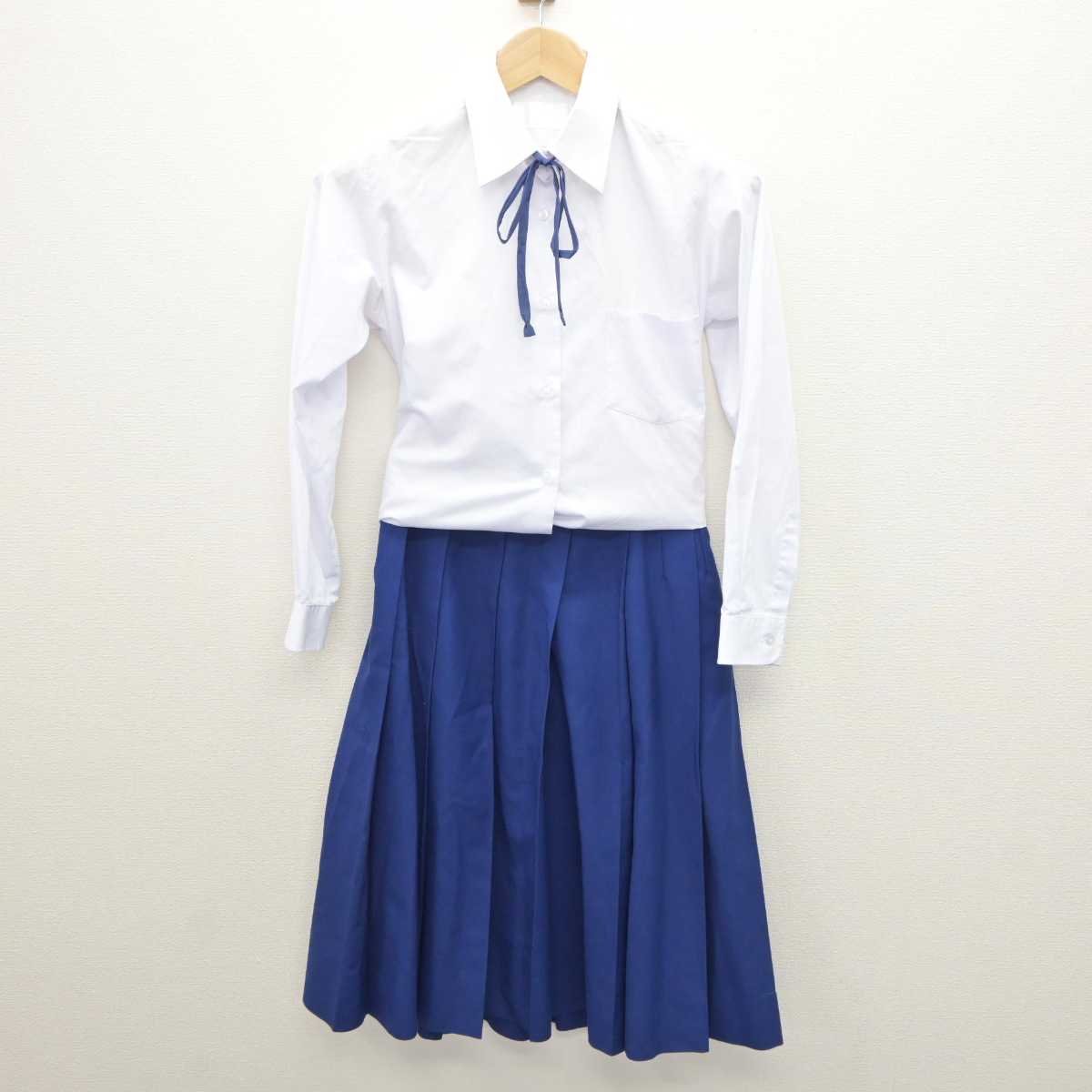 【中古】兵庫県 南ひばりガ丘中学校 女子制服 4点 (ブレザー・シャツ・スカート) sf064079