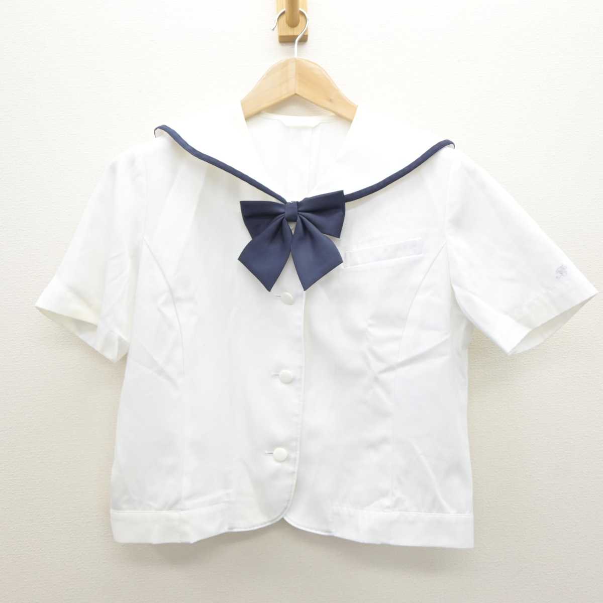 【中古】岡山県 玉島商業高等学校 女子制服 3点 (ニットベスト・ブラウス) sf064316