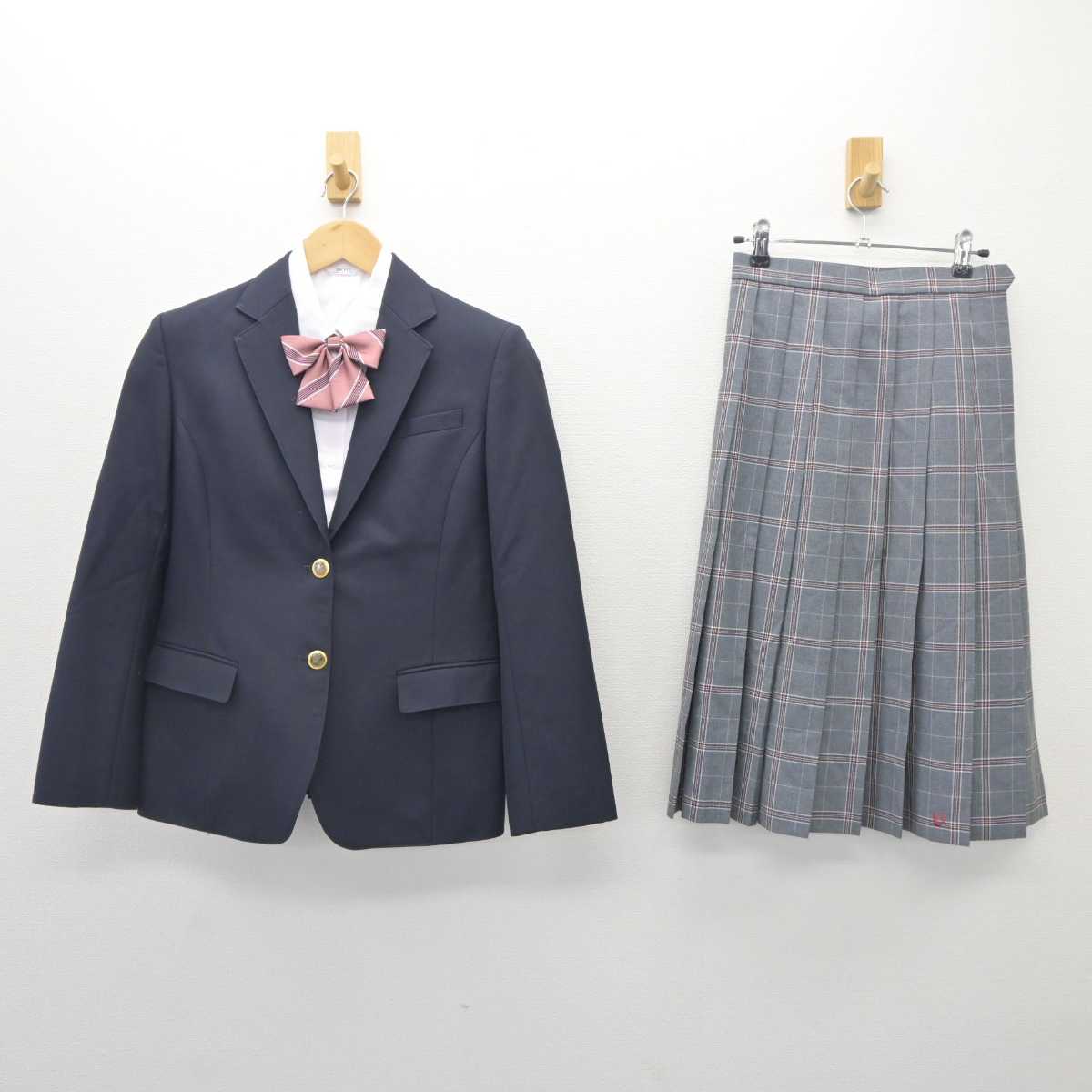 【中古】大阪府 上宮学園中学校・上宮高等学校 女子制服 4点 (ブレザー・シャツ・スカート) sf064605