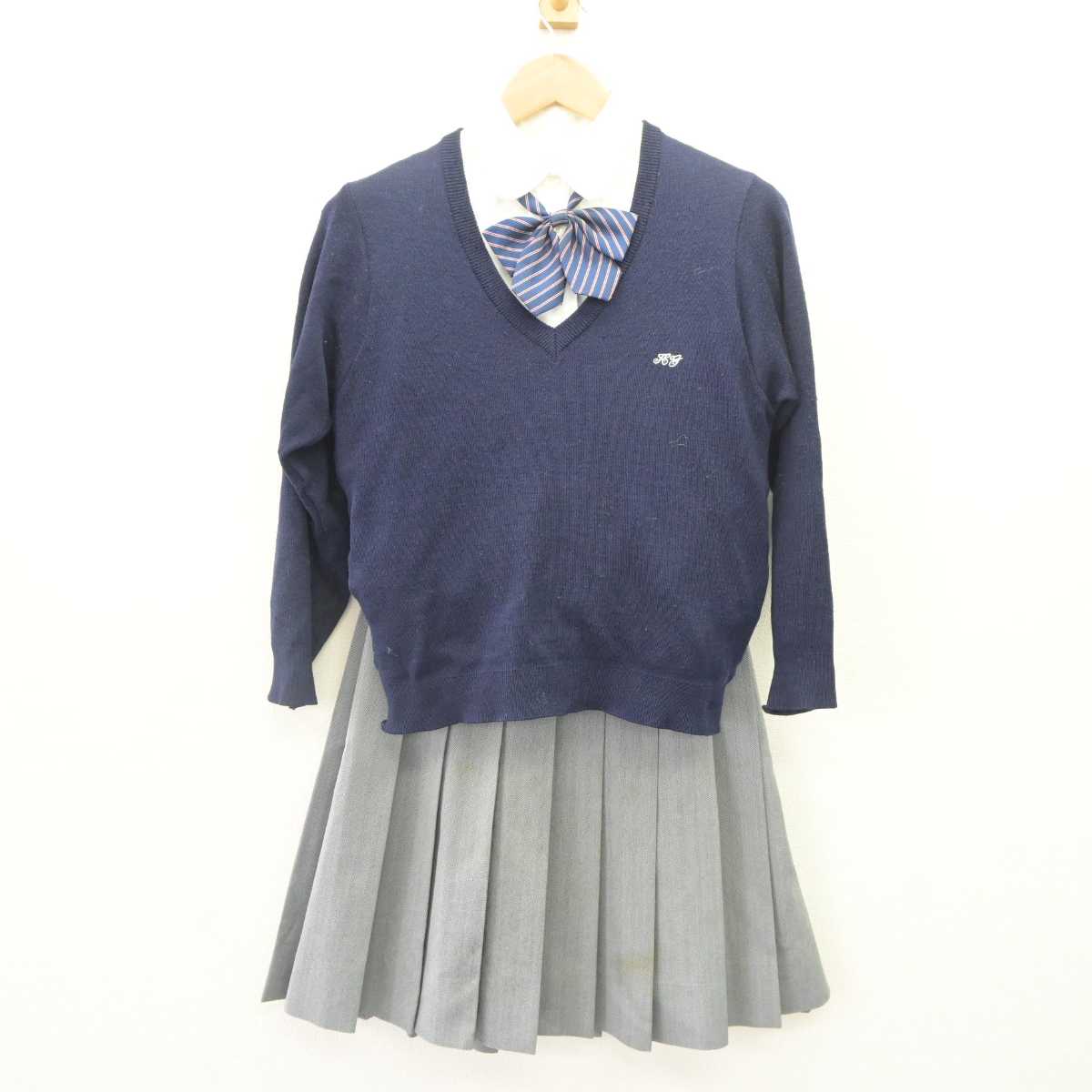 【中古】神奈川県 平塚学園高等学校 女子制服 4点 (ニット・シャツ・スカート) sf064622