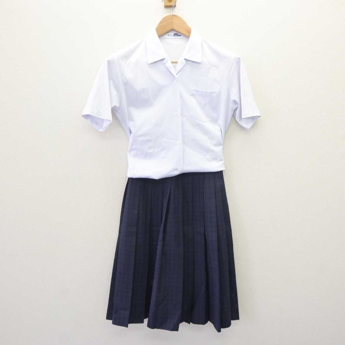 【中古】福岡県 姪浜中学校 女子制服 2点 (シャツ・スカート) sf064657