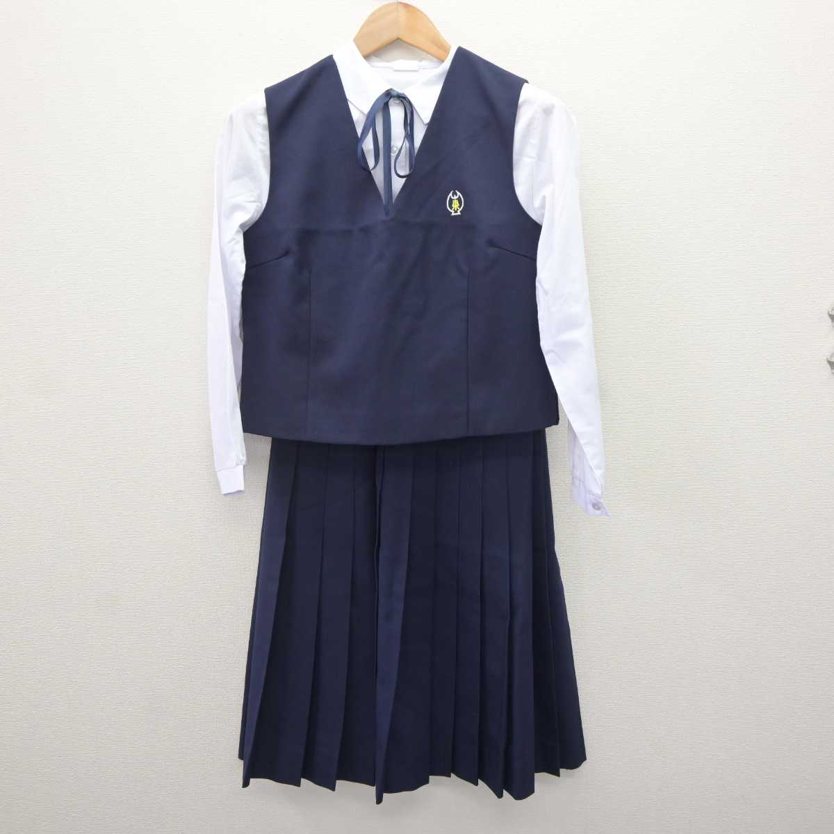 【中古】埼玉県 北本市立東中学校 女子制服 5点 (ブレザー・ベスト・シャツ・スカート) sf064953