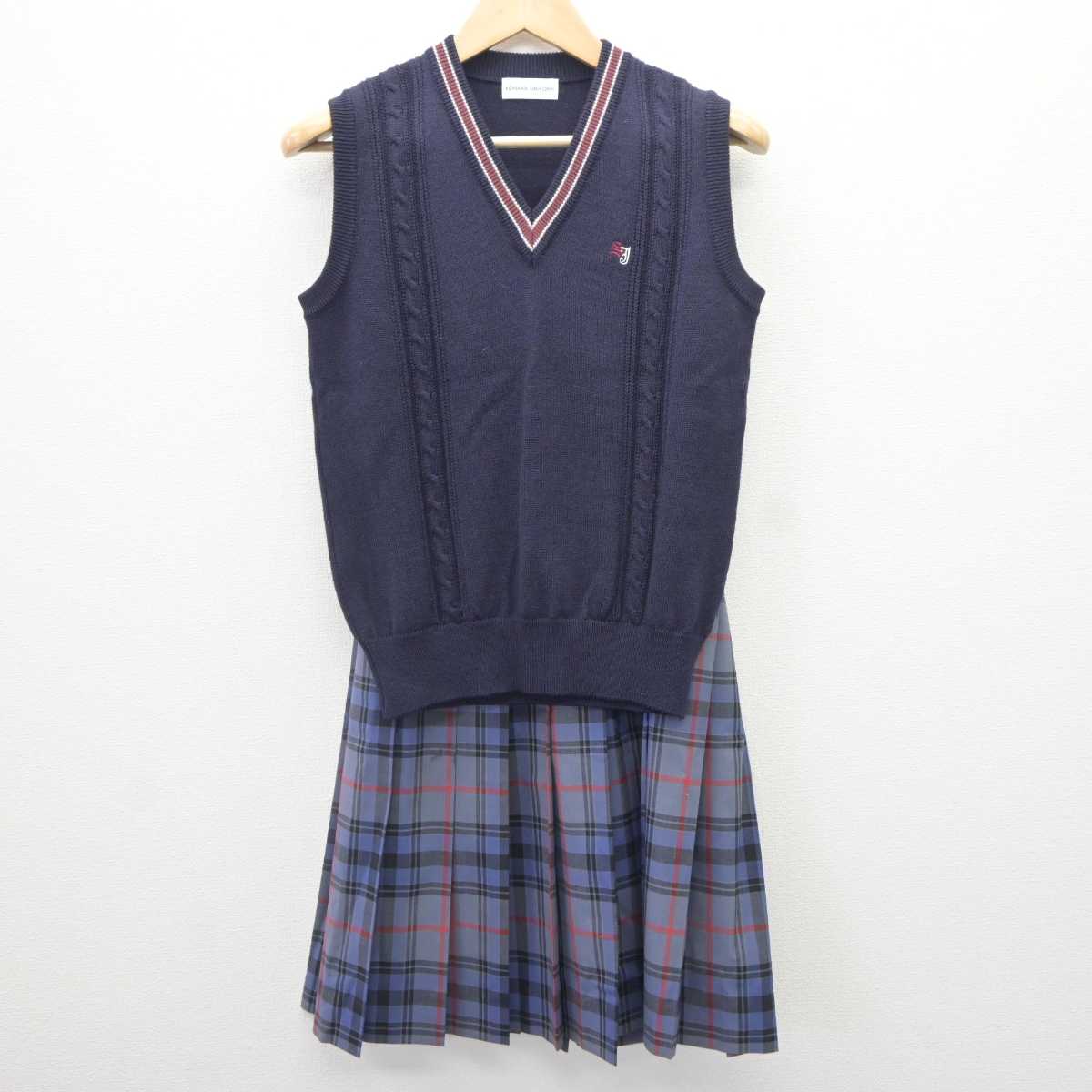 【中古】茨城県 水城高等学校 女子制服 2点 (ニットベスト・スカート) sf064967