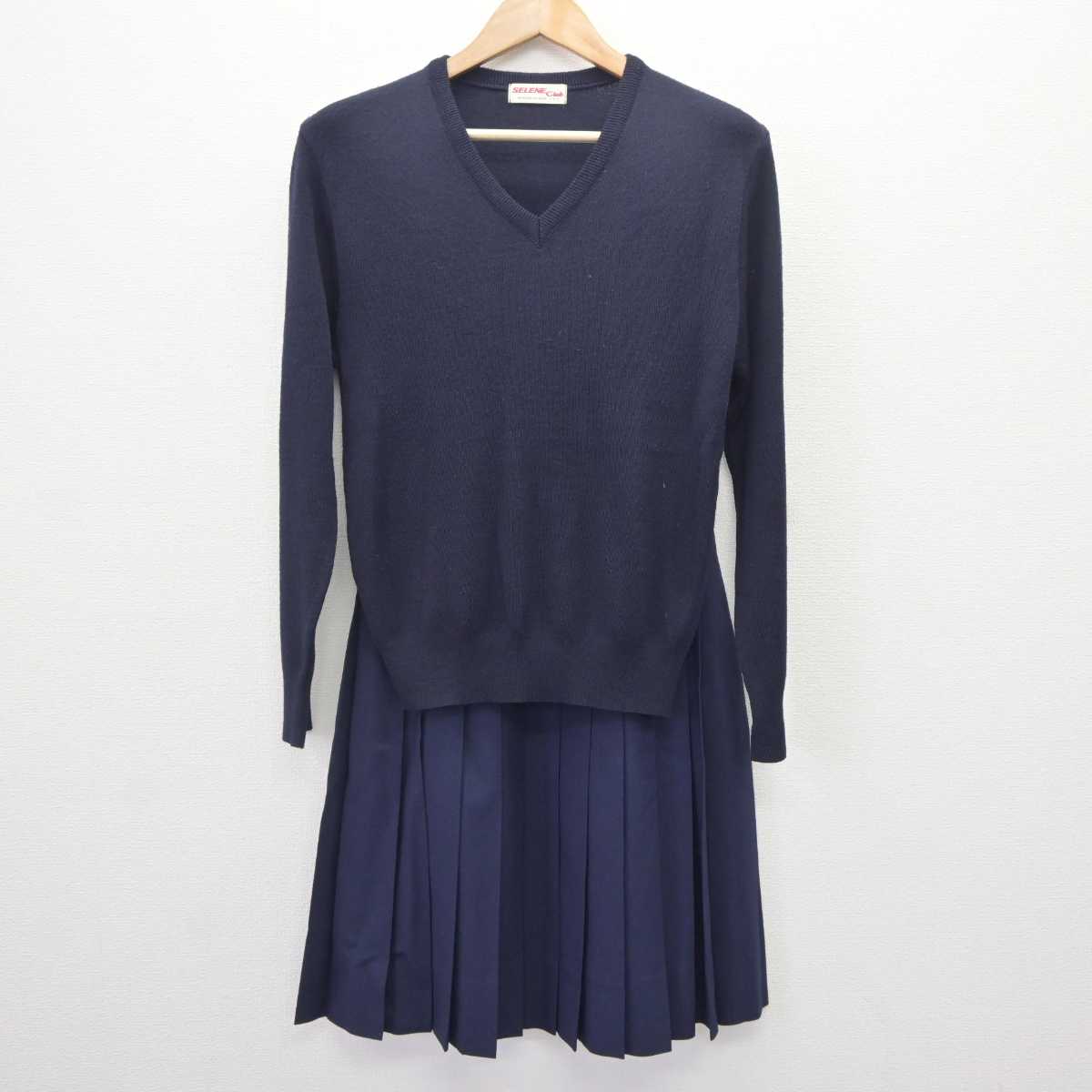 【中古】兵庫県 伊丹市立西中学校 女子制服 2点 (ニット・スカート) sf065039