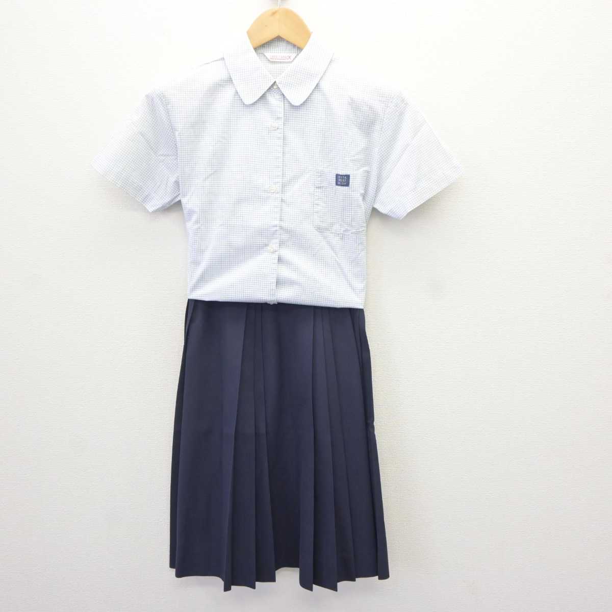 【中古】大分県 大分西高等学校 女子制服 2点 (シャツ・スカート) sf065064