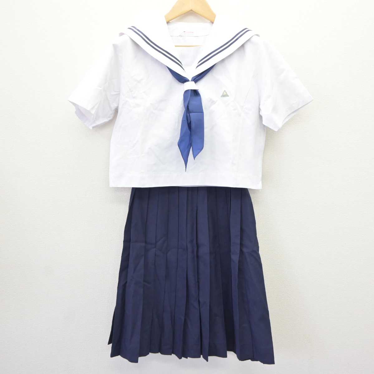 【中古】広島県 尾道東高等学校 女子制服 4点 (セーラー服・セーラー服・スカート) sf065137