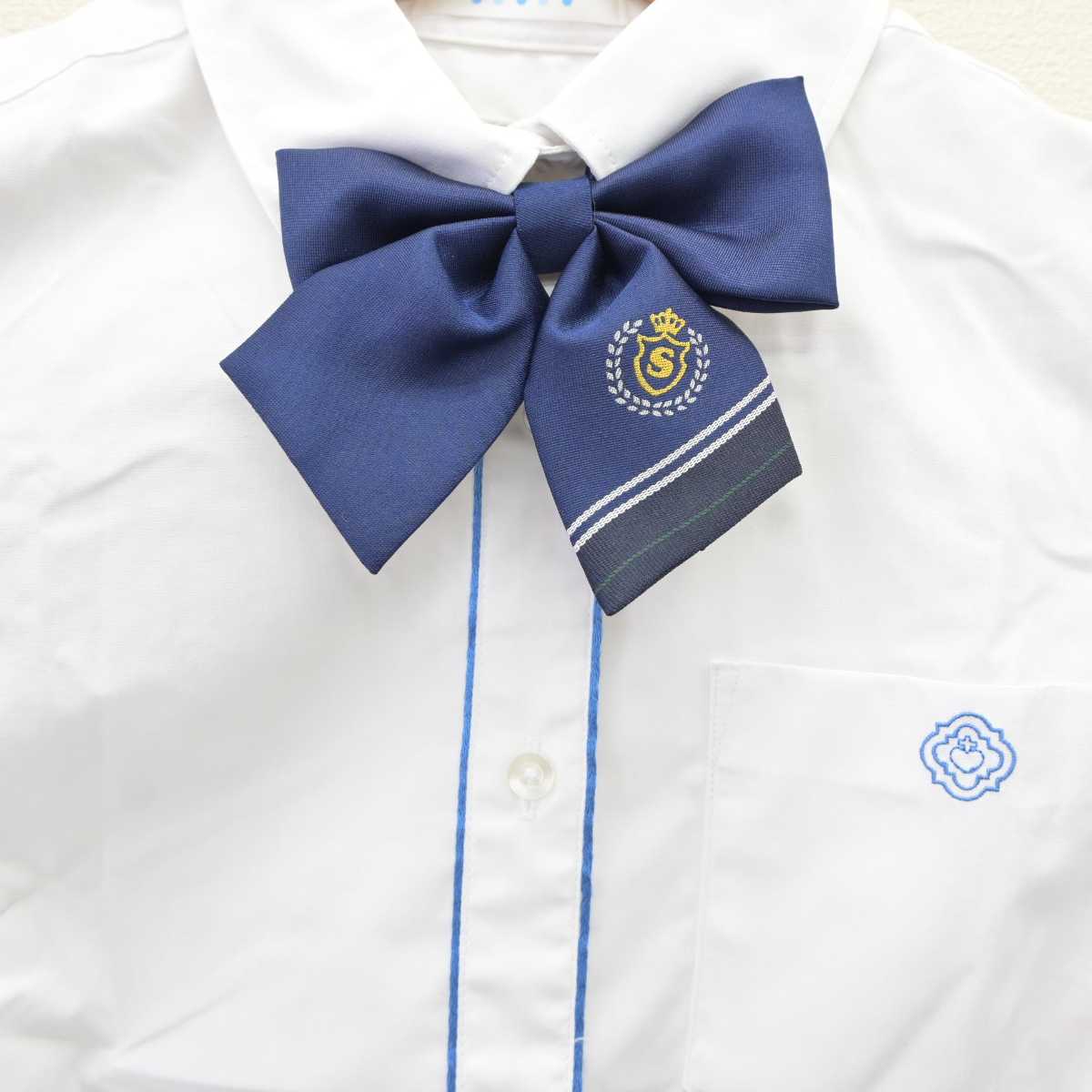 【中古】大阪府 大阪信愛学院高等学校 女子制服 3点 (ニット・シャツ) sf065278