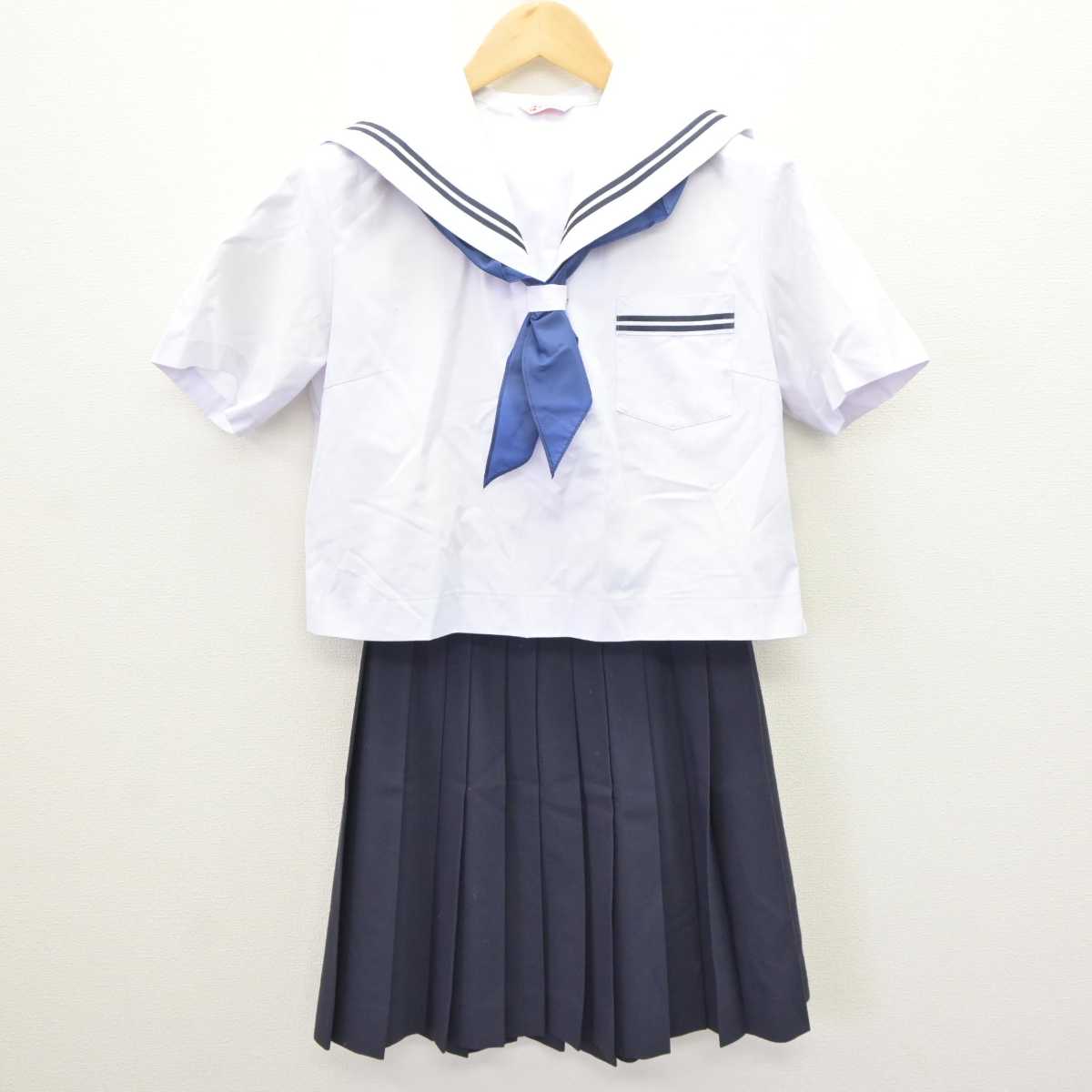 【中古】広島県 尾道市立久保中学校 女子制服 3点 (セーラー服・スカート) sf065549