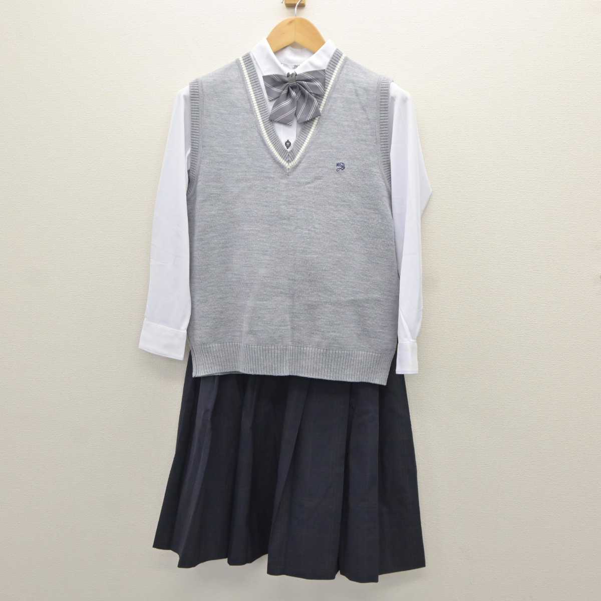 【中古】京都府 京都すばる高等学校 女子制服 3点 (ニットベスト・シャツ・スカート) sf065653