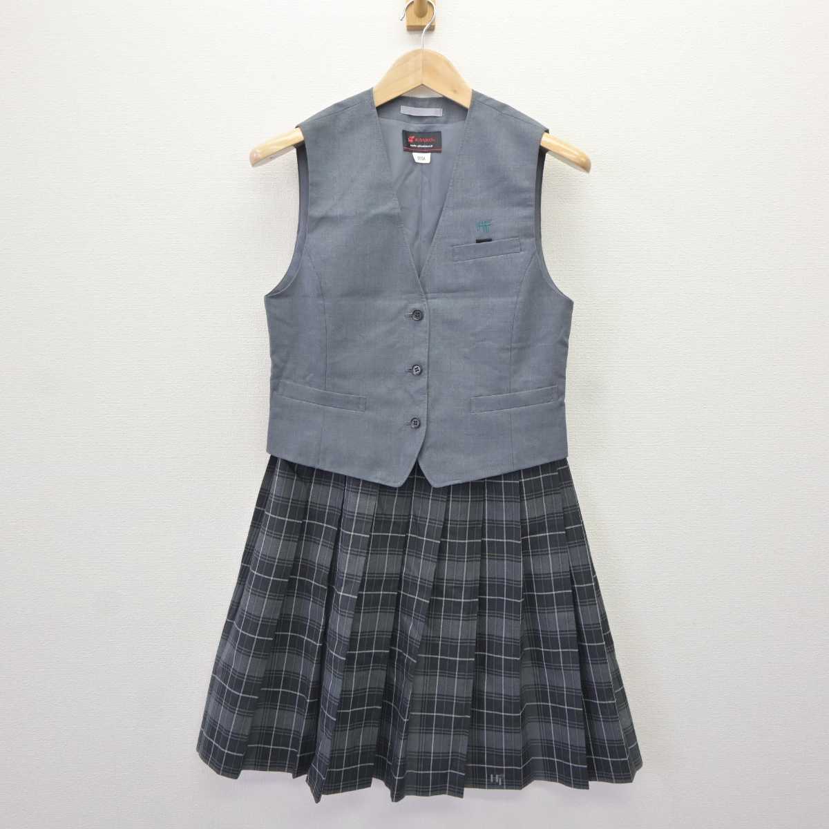 【中古】北海道 東月寒中学校 女子制服 4点 (ブレザー・ベスト・スカート) sf065710