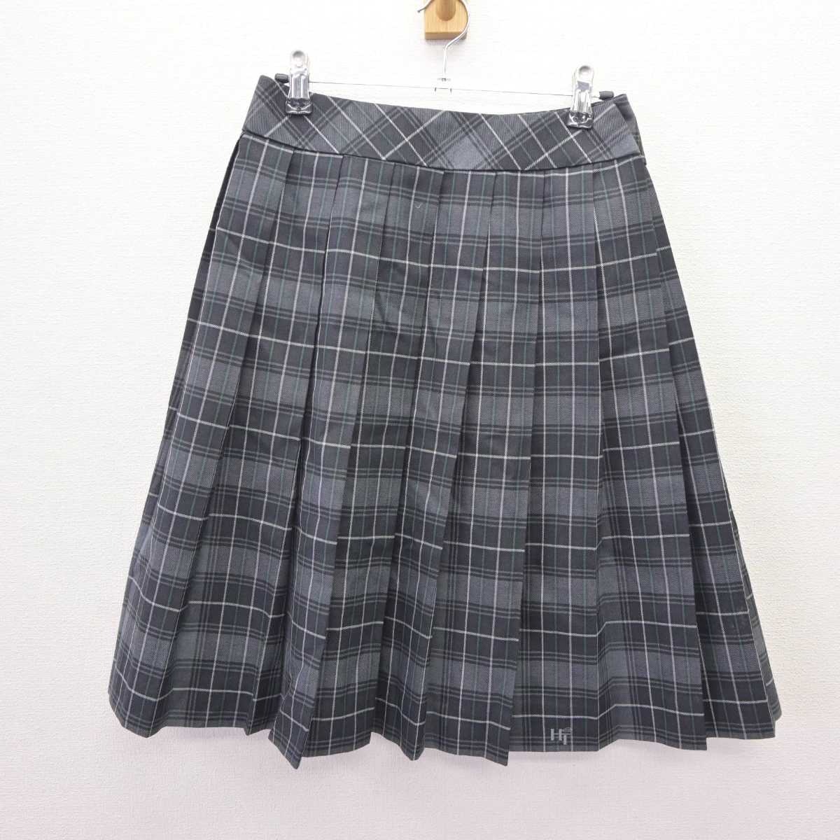 【中古】北海道 東月寒中学校 女子制服 4点 (ブレザー・ベスト・スカート) sf065710