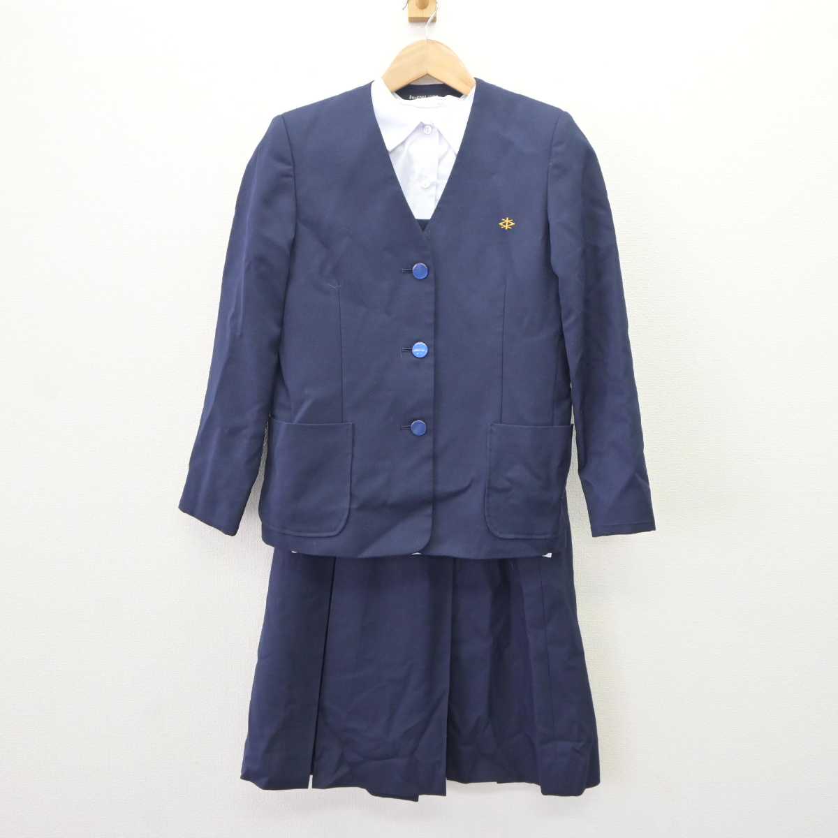 【中古】埼玉県 東松山市立松山中学校 女子制服 4点 (ブレザー・ベスト・シャツ・スカート) sf065833