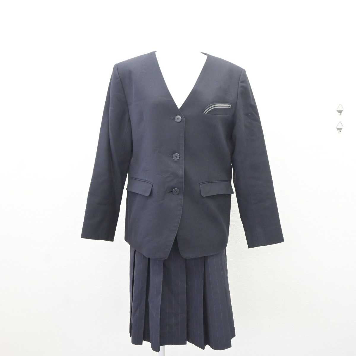 【中古】岩手県 岩手女子高等学校 女子制服 4点 (ブレザー・セーラー服・スカート) sf065910