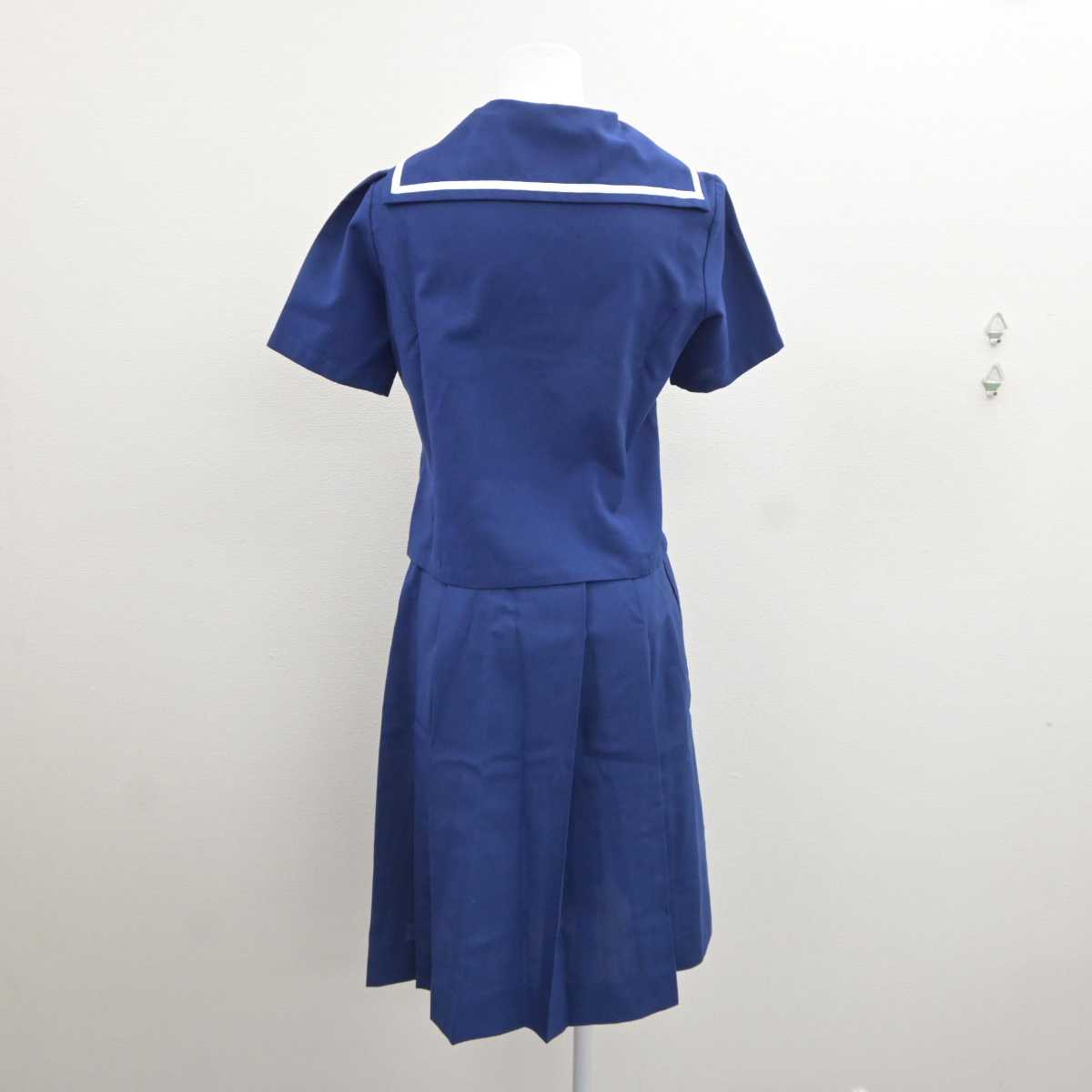 【中古】熊本県 熊本信愛女学院中学高等学校 女子制服 4点 (セーラー服・スカート) sf065998