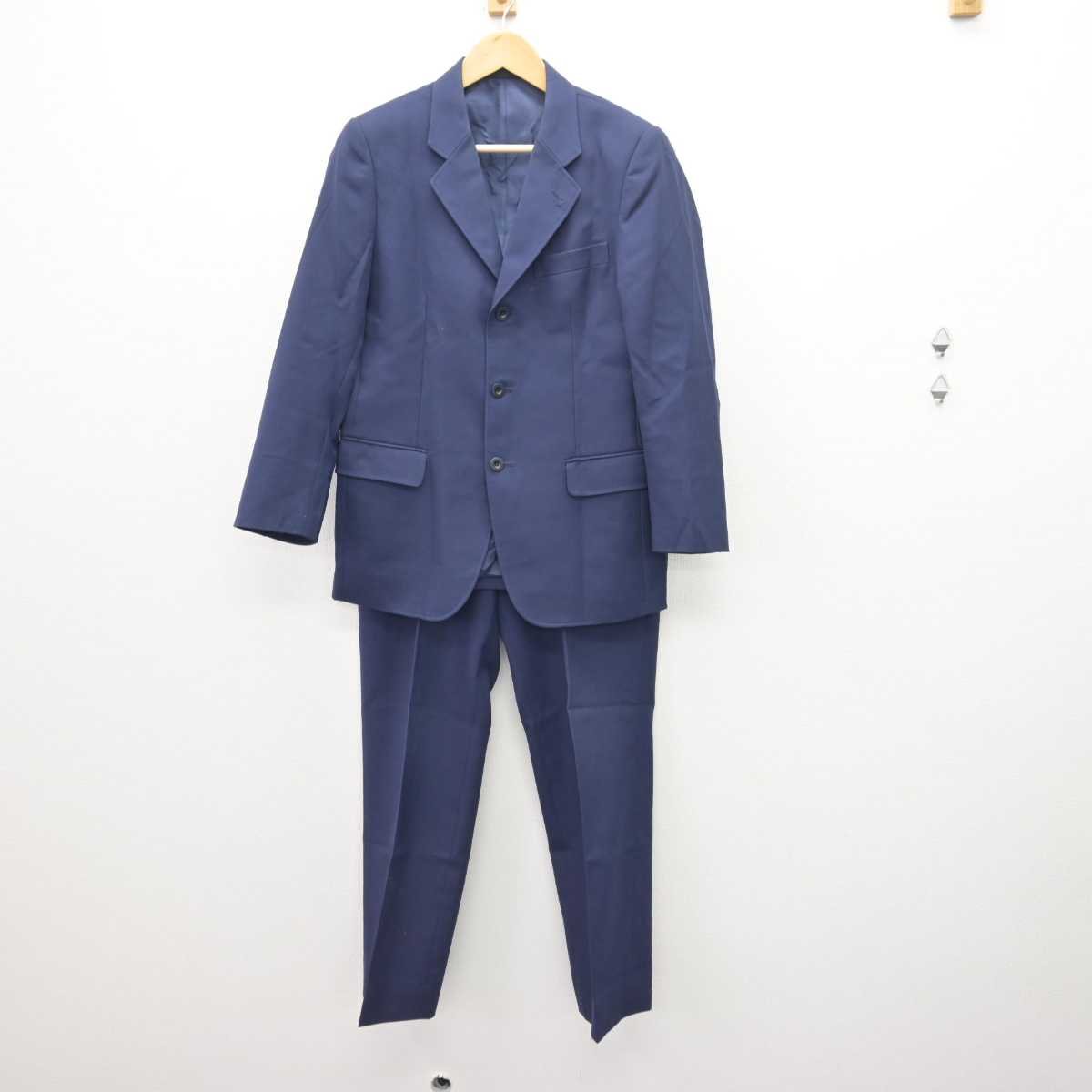 【中古】神奈川県 大和市立大和中学校 男子制服 3点 (ブレザー・ズボン) sf066725