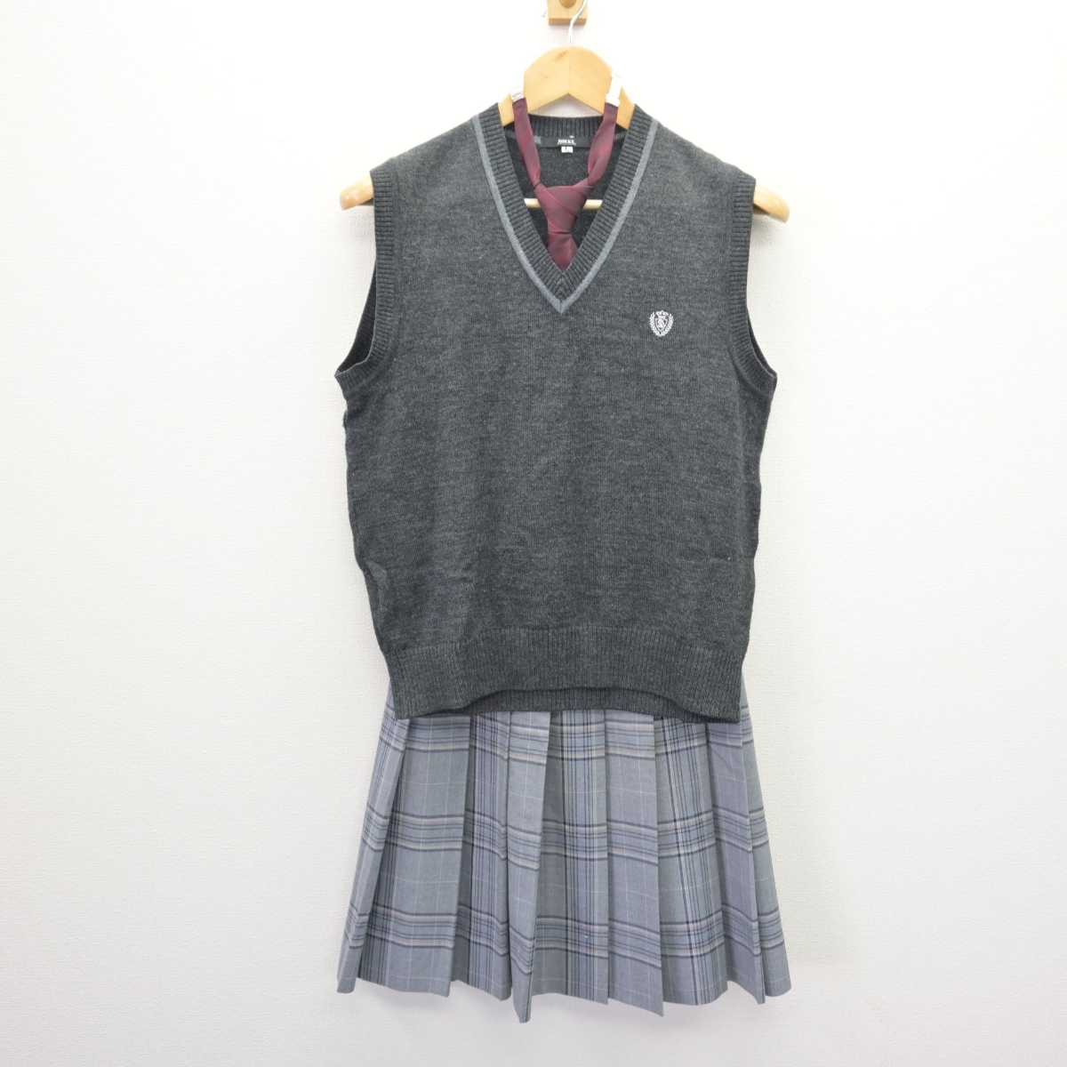 【中古】埼玉県 埼玉栄中学・高等学校 女子制服 3点 (ニットベスト・スカート) sf066993