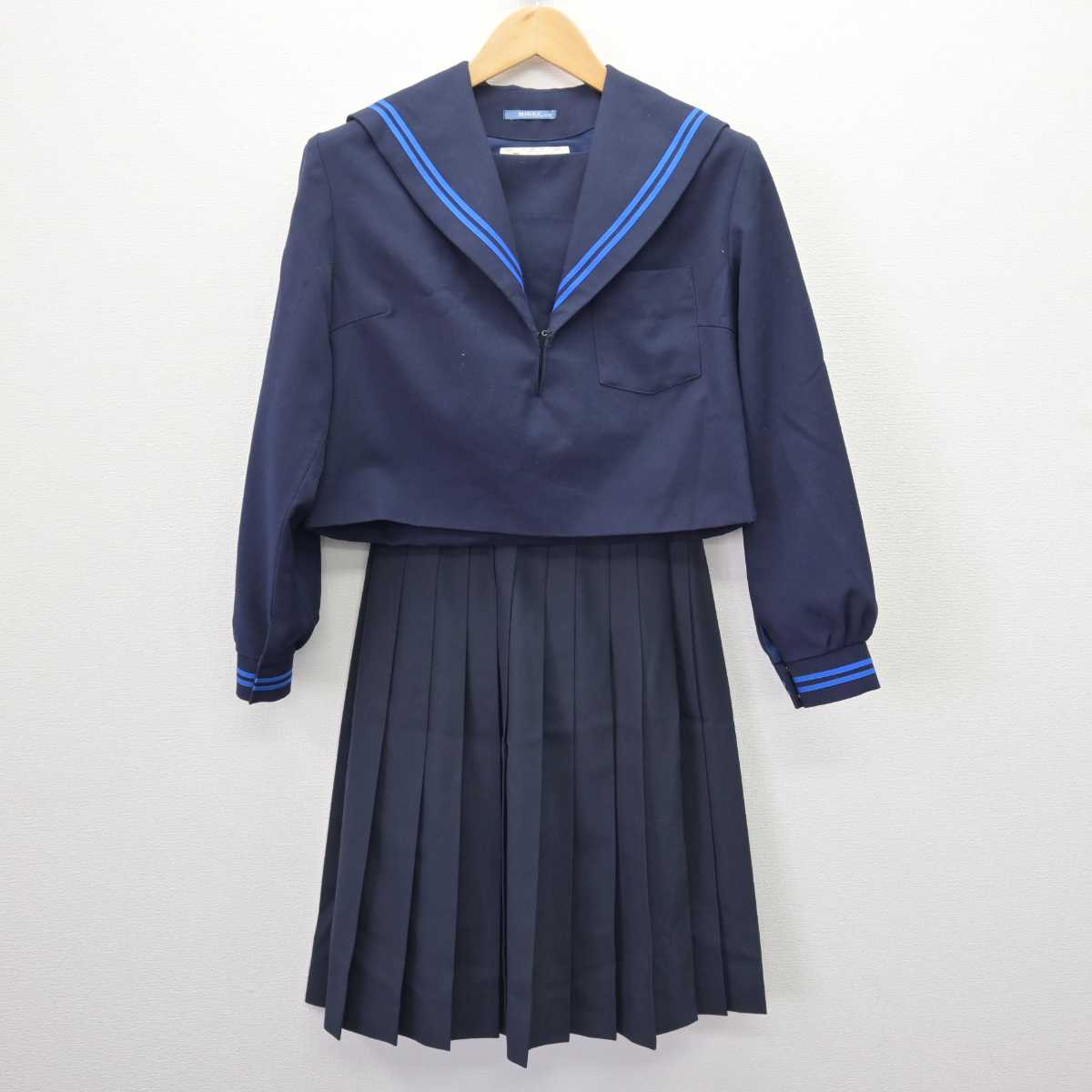 【中古】岐阜県 岐北中学校 女子制服 2点 (セーラー服・スカート) sf067065