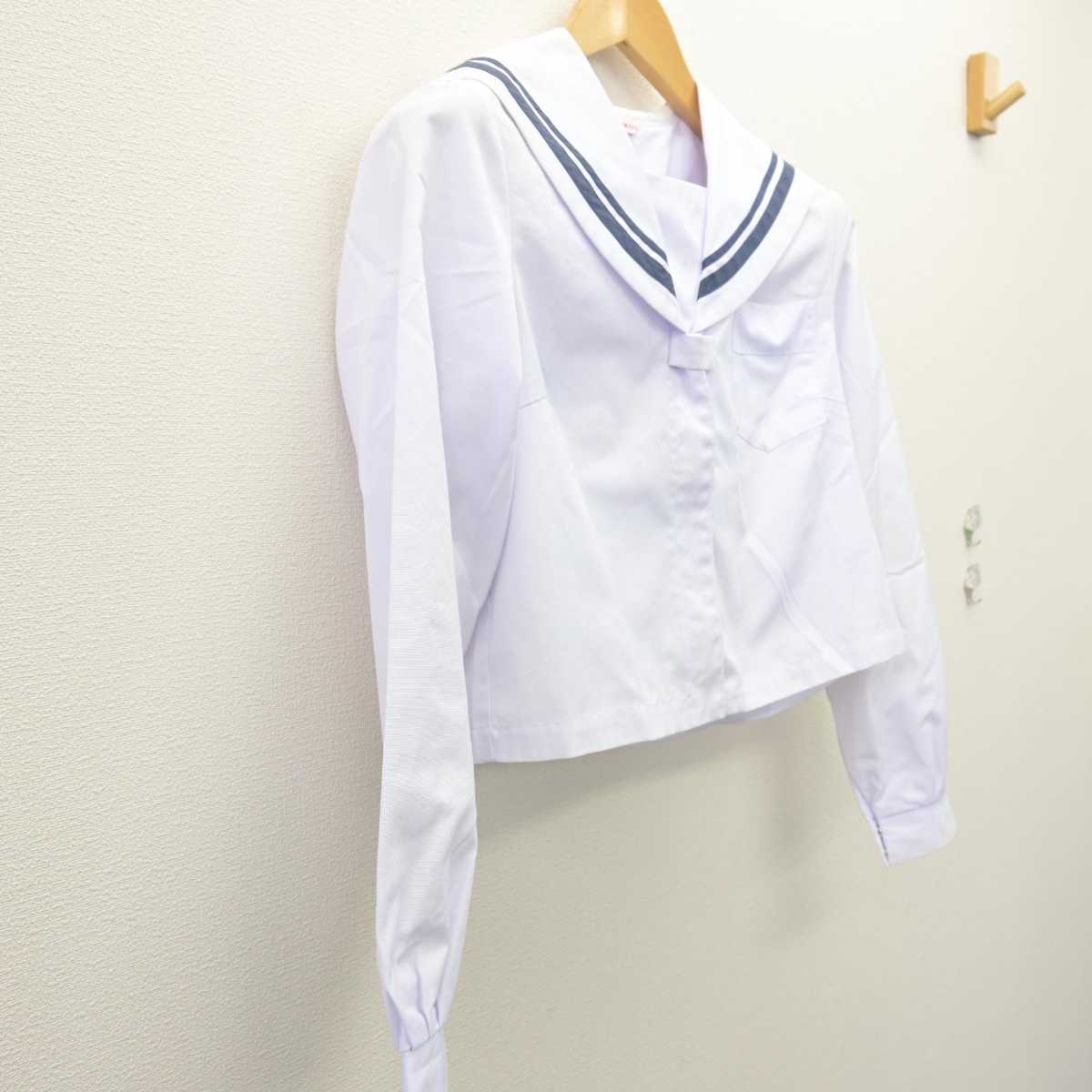 【中古】新潟県 春日中学校 女子制服 1点 (セーラー服) sf067376