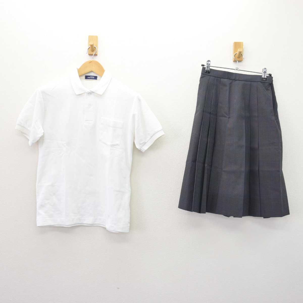 【中古】東京都 文花中学校 女子制服 2点 (シャツ・スカート) sf067480