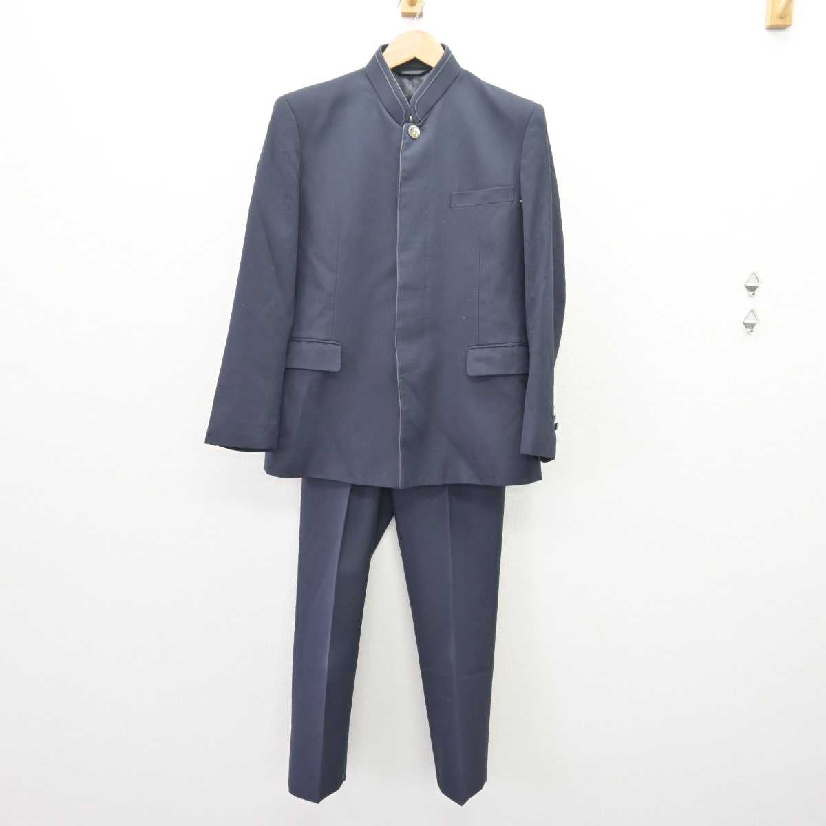 【中古】東京都 淑徳巣鴨中学校 男子制服 2点 (ブレザー・ズボン) sf067518