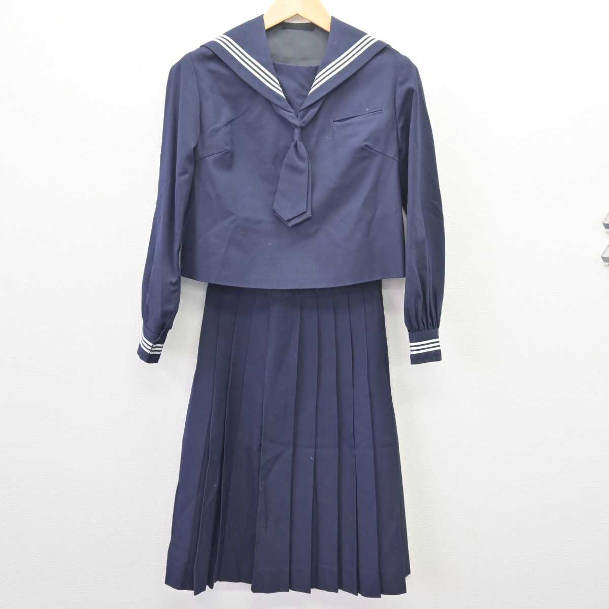 【中古】千葉県 緑ヶ丘中学校 女子制服 2点 (セーラー服・スカート) sf067614