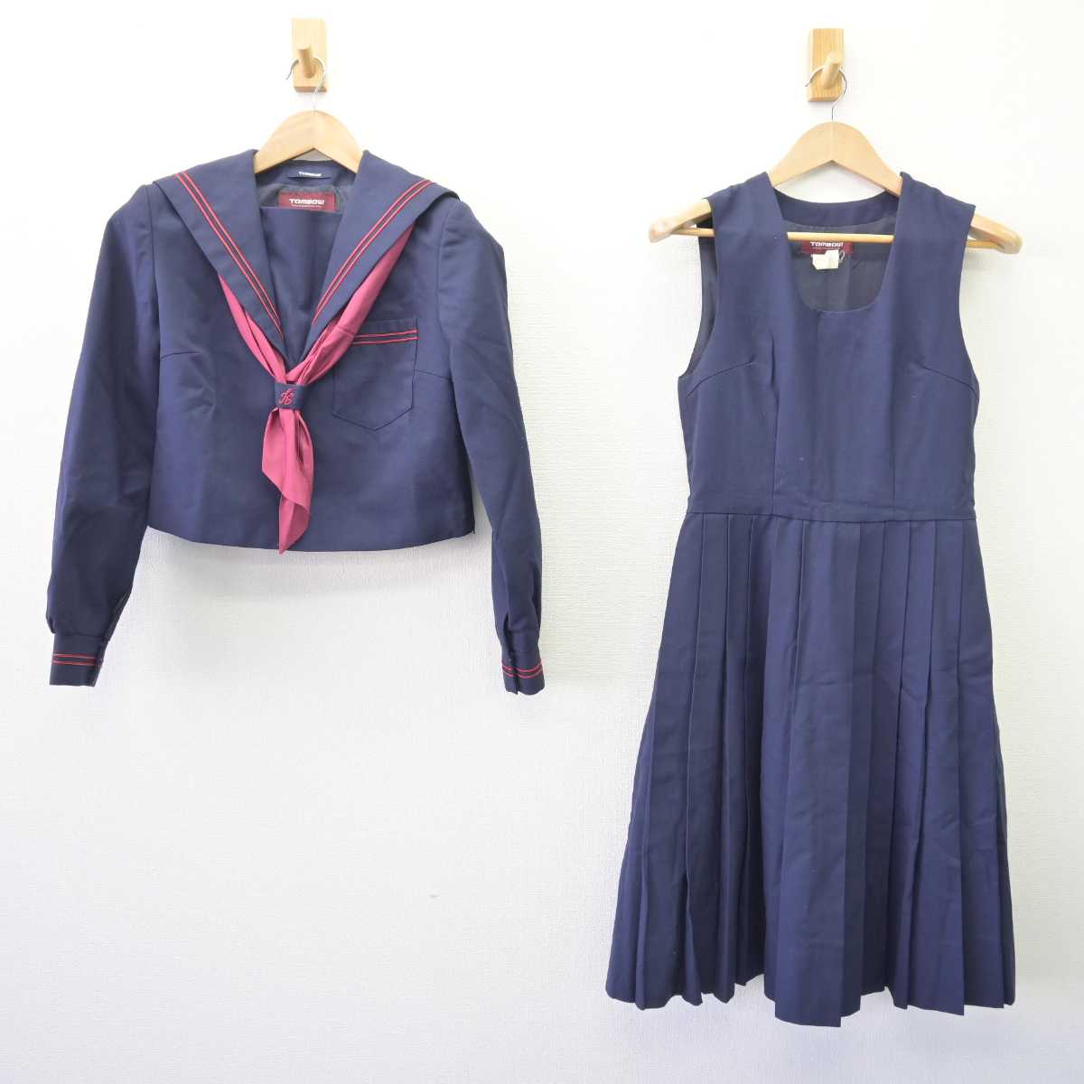 【中古】熊本県 花陵中学校 女子制服 3点 (セーラー服・ジャンパースカート) sf068505