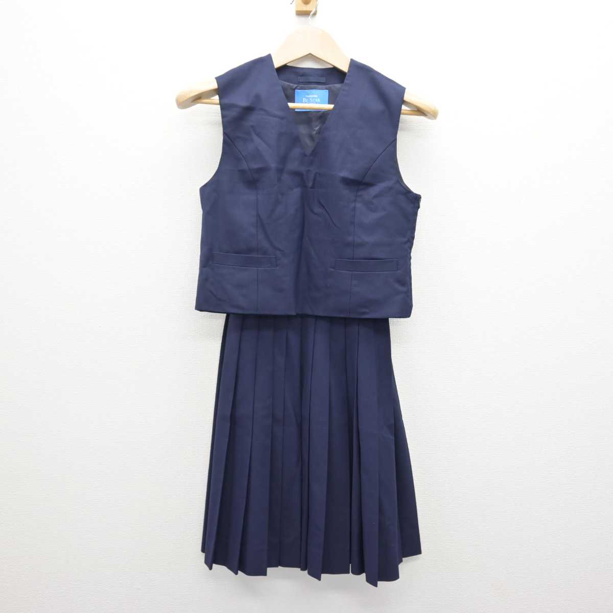 【中古】島根県 松江市立第二中学校 女子制服 3点 (ブレザー・ベスト・スカート) sf068833