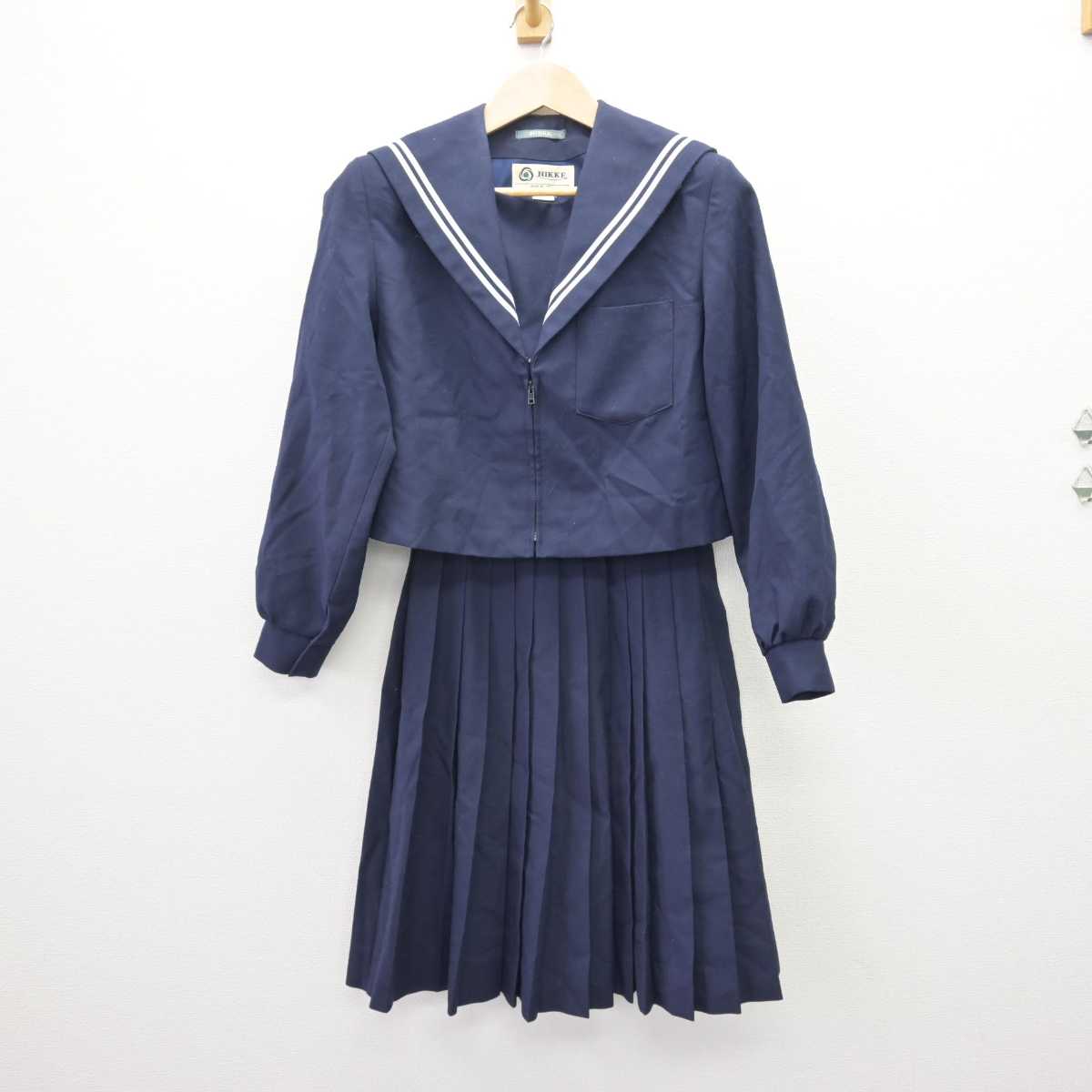 【中古】愛知県 師勝町立熊野中学校 女子制服 2点 (セーラー服・スカート) sf068872