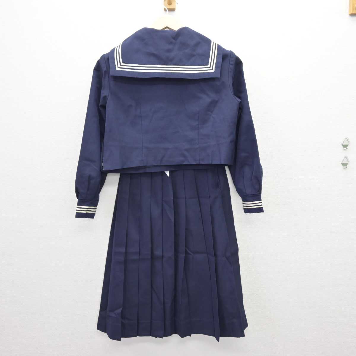 【中古】福島県 白河中央中学校 女子制服 3点 (セーラー服・スカート) sf068899