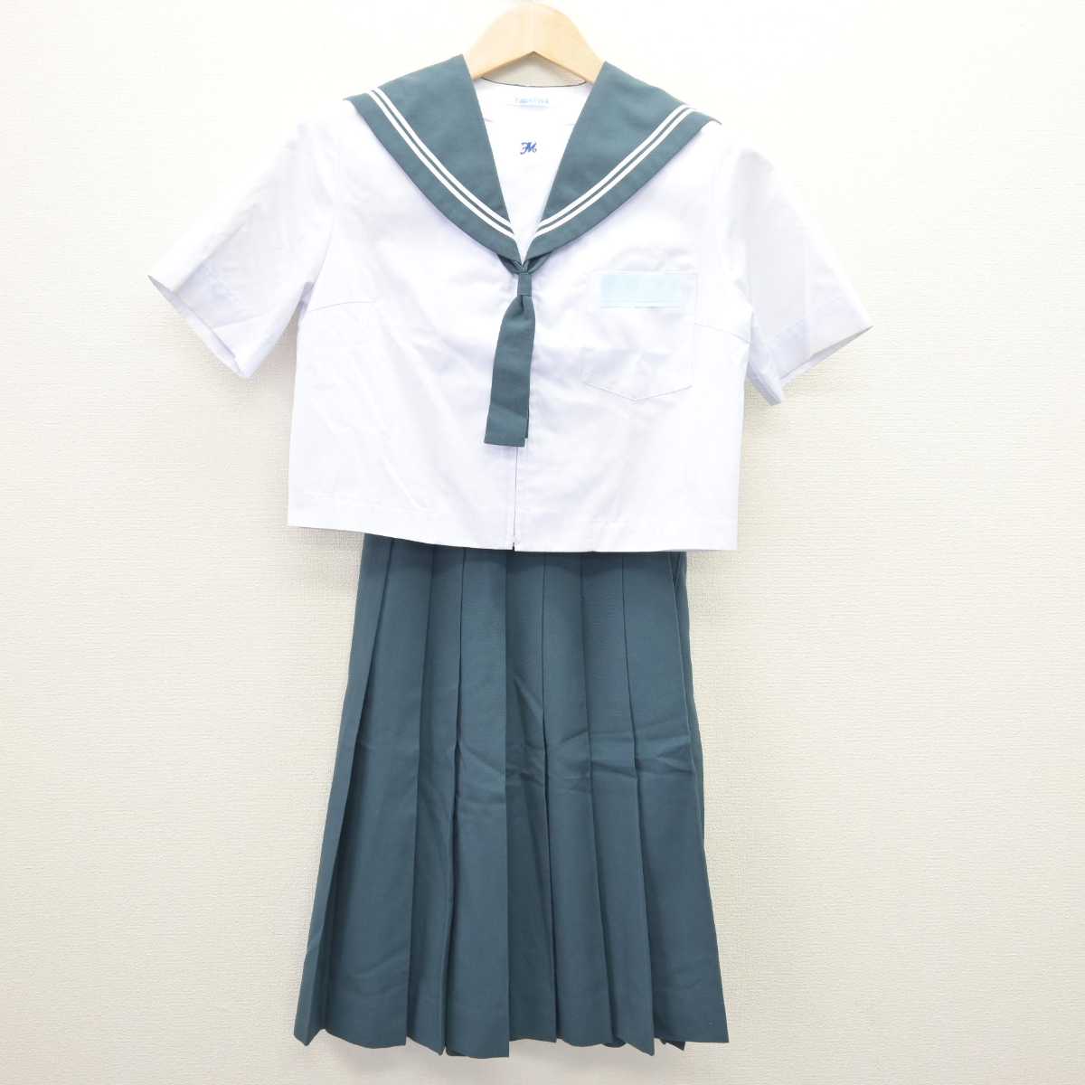 【中古】大分県 緑ヶ丘中学校 女子制服 3点 (セーラー服・セーラー服・スカート) sf069026