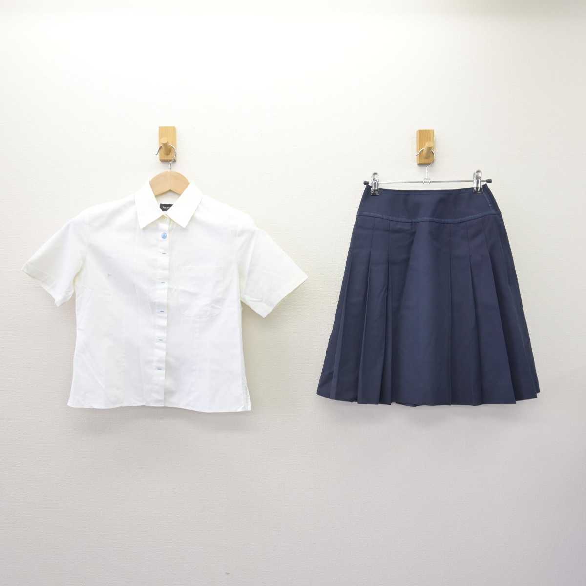 【中古】広島県 広島女学院中学高等学校 女子制服 2点 (シャツ・スカート) sf069148