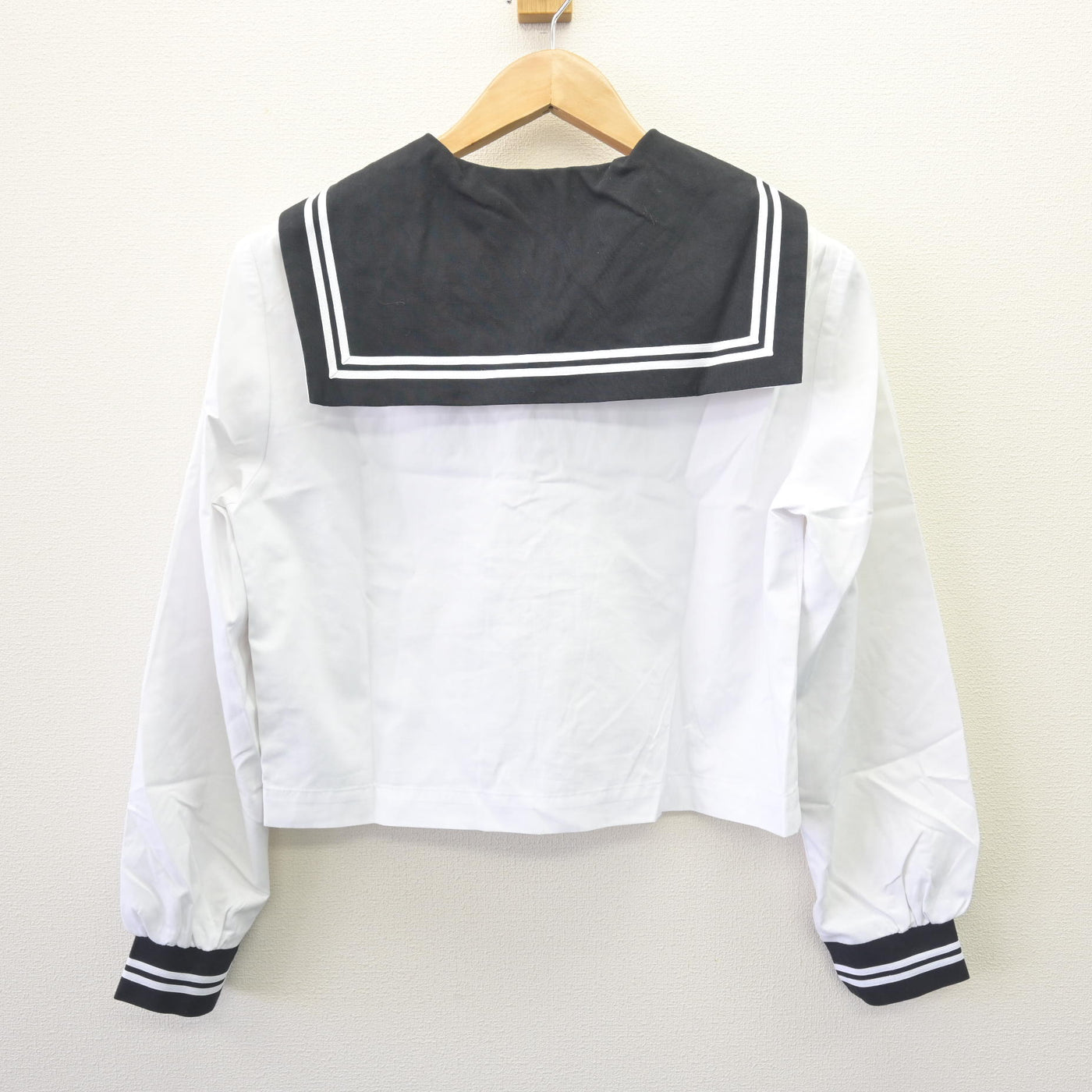 【中古】栃木県 足利大学附属女子高等学校 女子制服 2点 (ニット・セーラー服) sf069679
