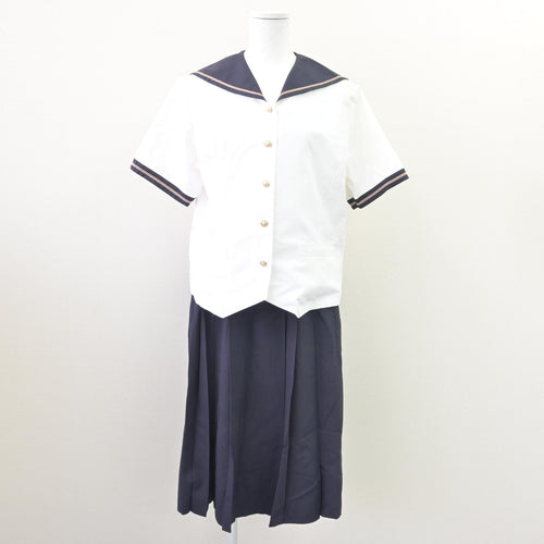 中古】岐阜県 緑陽中学校 女子制服 3点(セーラー服・スカート 中古】岐阜県 緑陽中学校 女子制服 3点(セーラー服・スカート