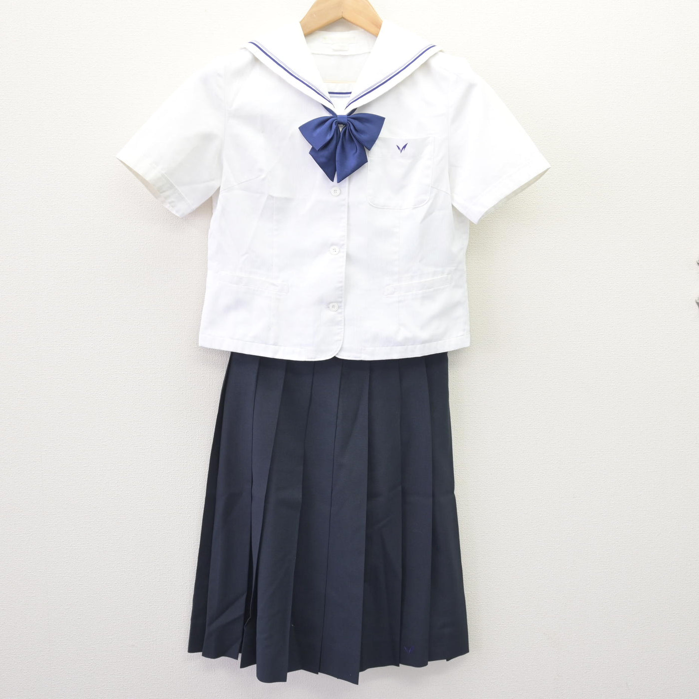 ③.  制服　スカート　刺繍入り 中古】東京都 明治大学付属明治高等学校・中学校 女子制服 3点