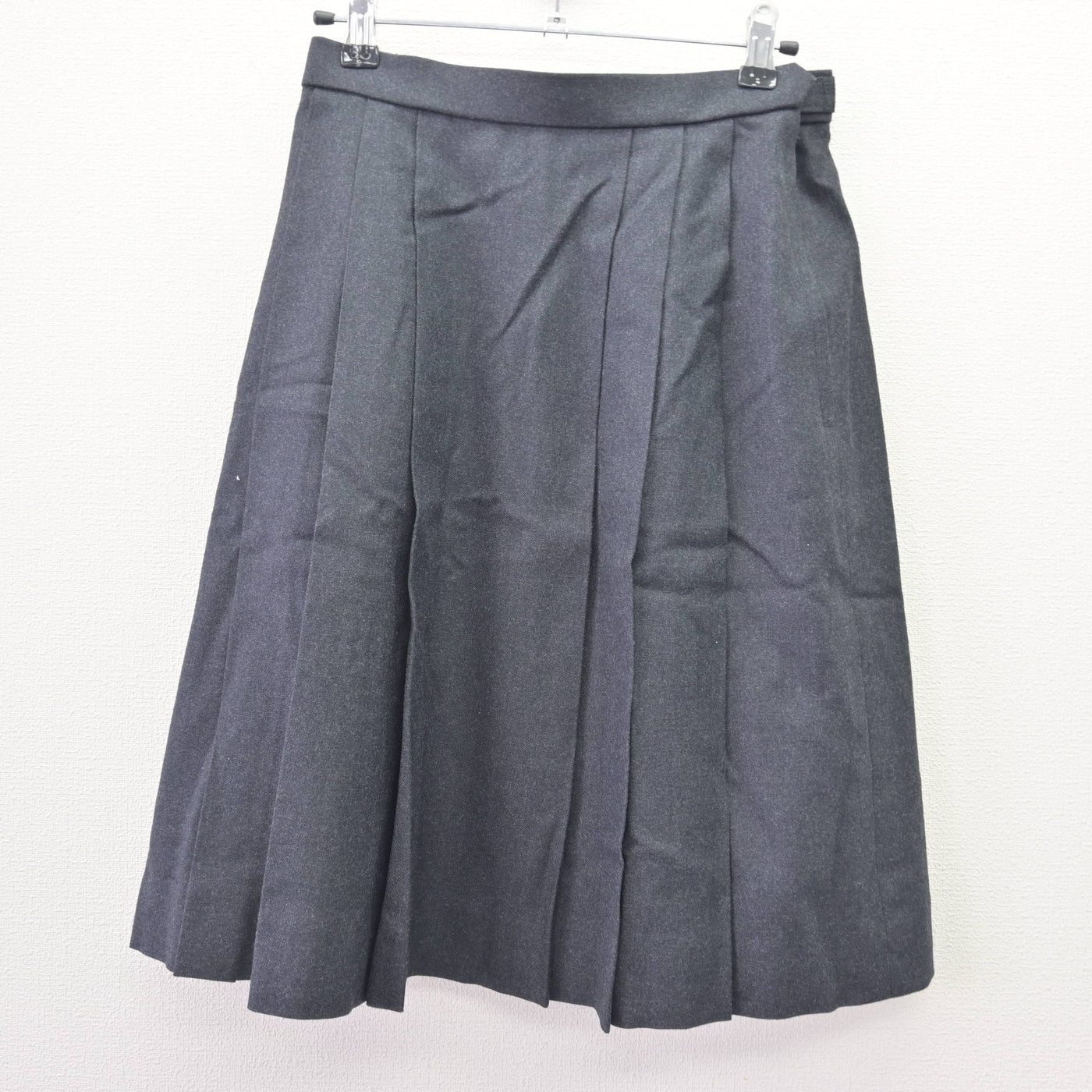 【中古】千葉県 千葉英和高等学校 女子制服 4点 (ブレザー・シャツ・スカート) sf069820