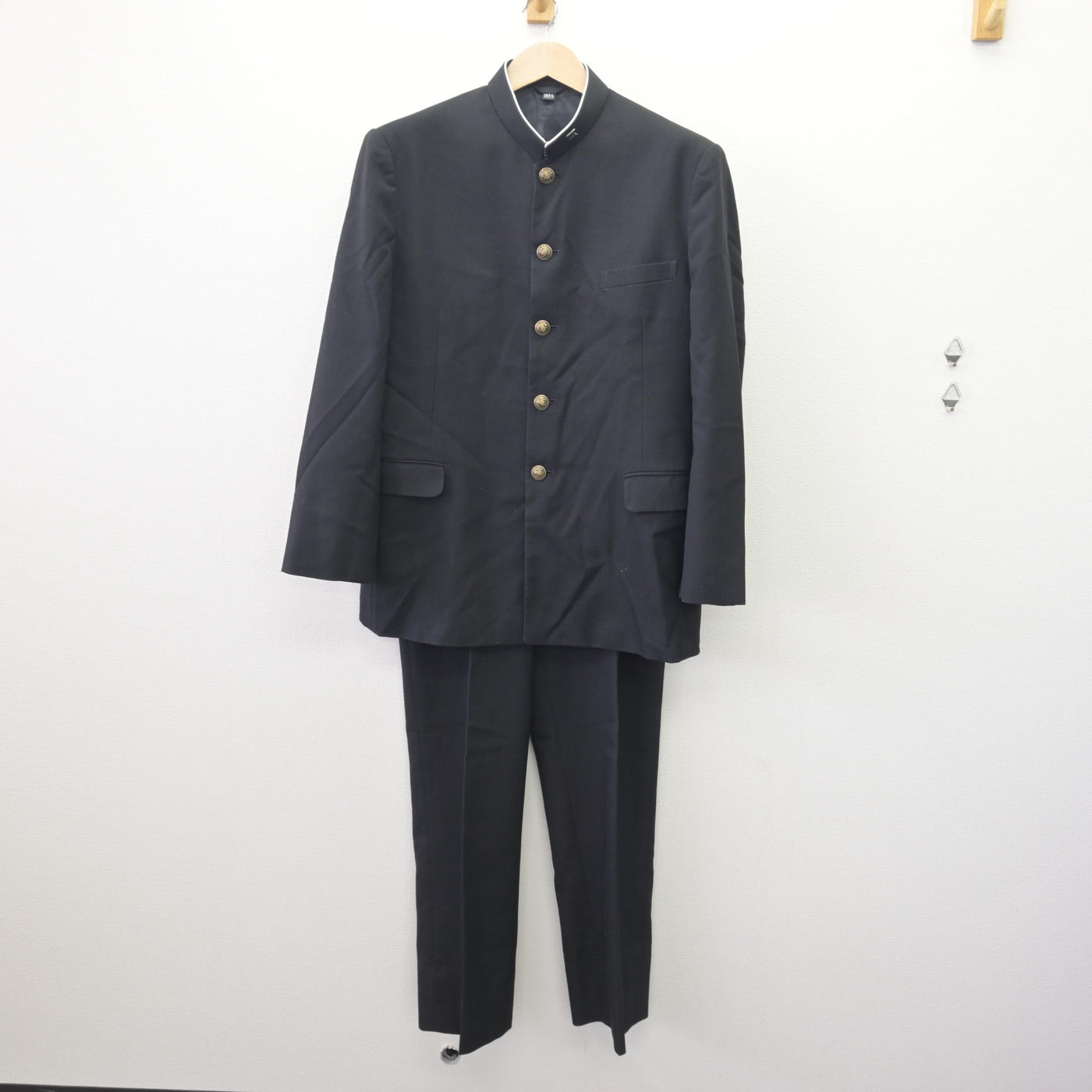 【中古】埼玉県 春日部工業高等学校 男子制服 2点 (学ラン・ズボン) sf069916